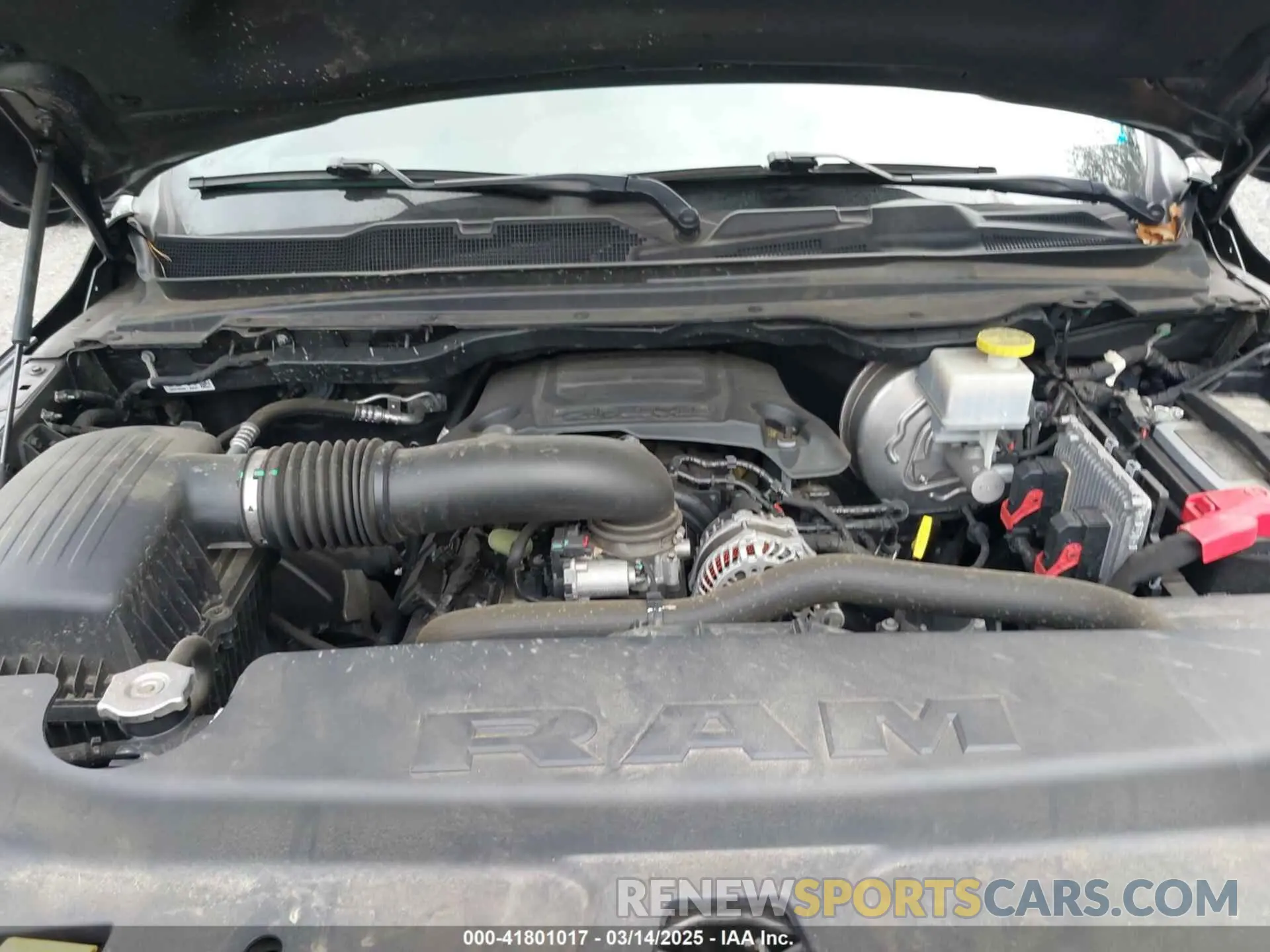 10 Photograph of a damaged car 1C6SRFFT3NN279836 RAM 1500 2022