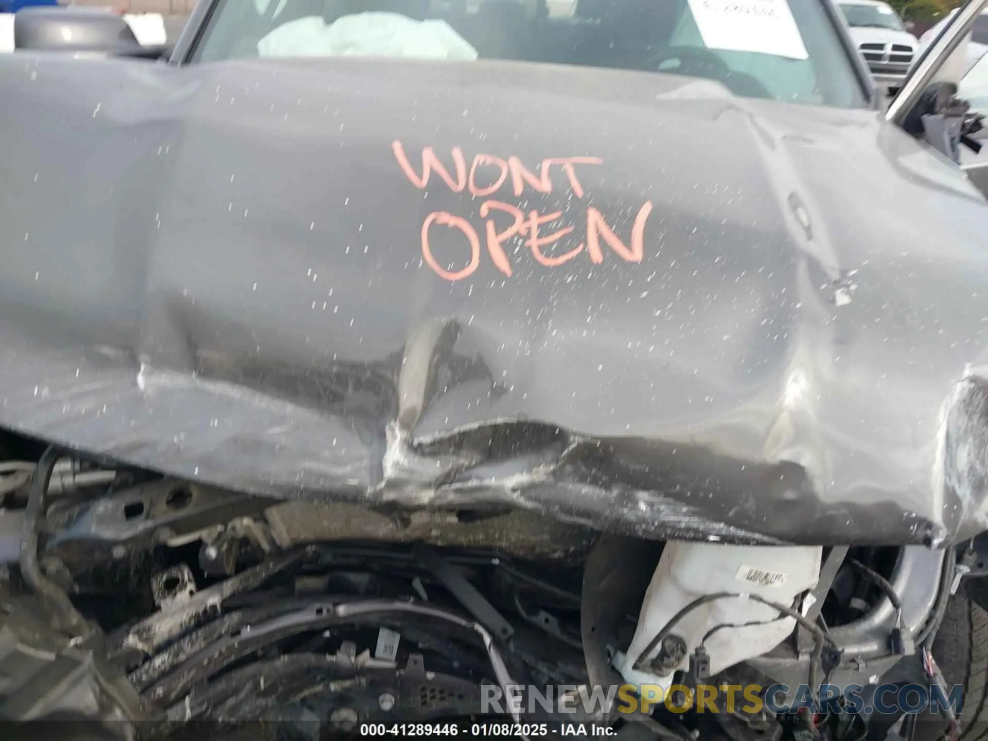 10 Photograph of a damaged car 1C6SRFFT3NN444638 RAM 1500 2022