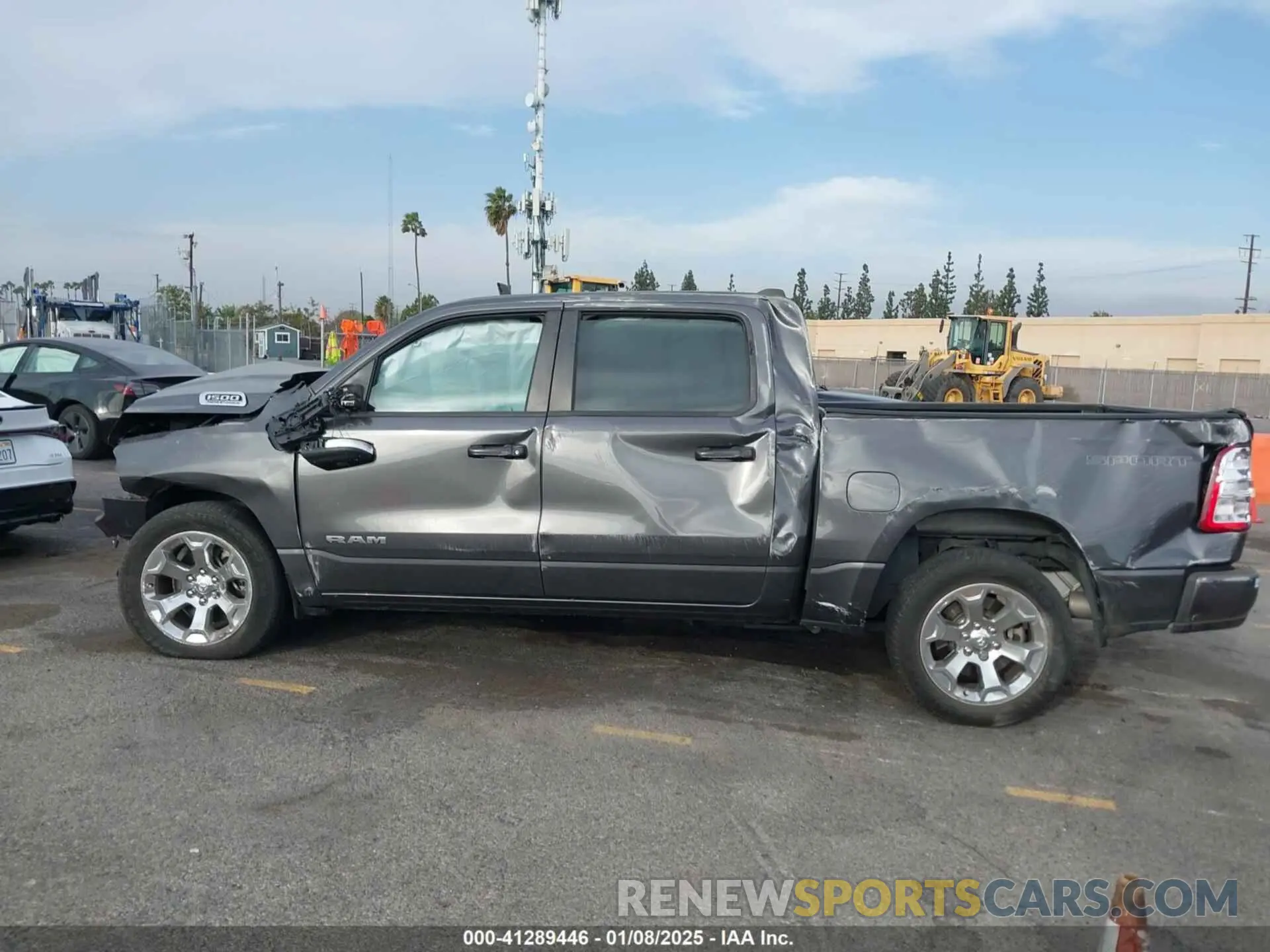 14 Photograph of a damaged car 1C6SRFFT3NN444638 RAM 1500 2022
