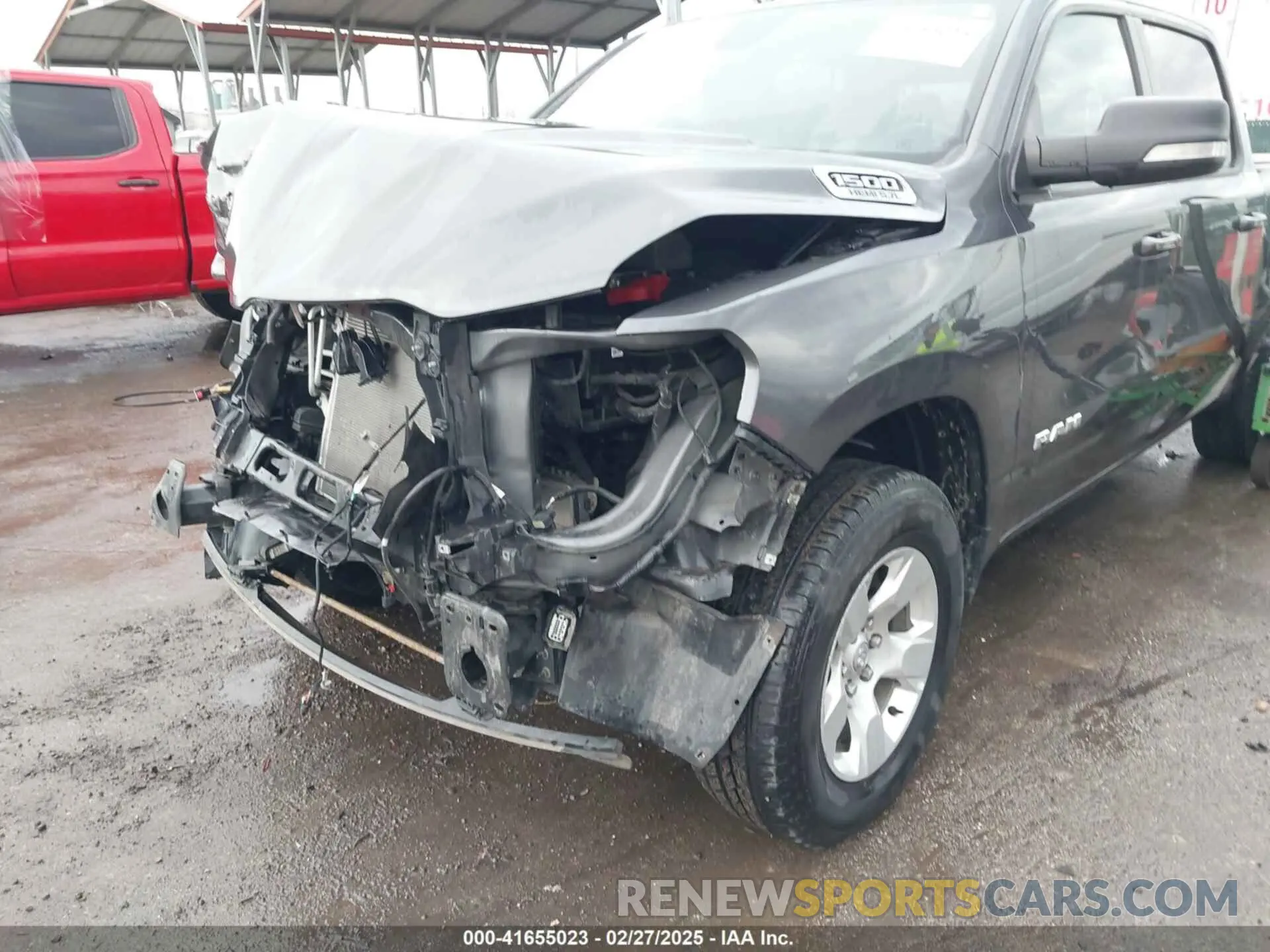 6 Photograph of a damaged car 1C6SRFFT4NN158961 RAM 1500 2022