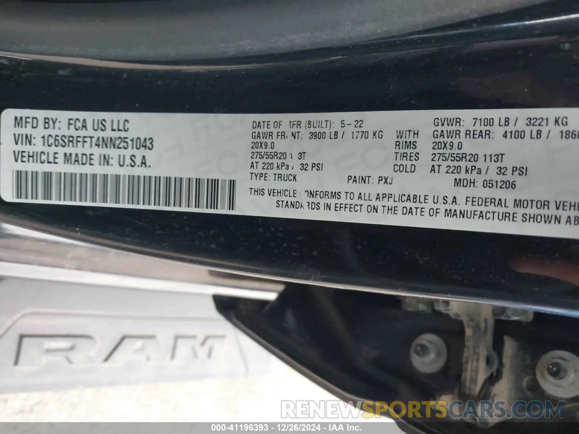 9 Photograph of a damaged car 1C6SRFFT4NN251043 RAM 1500 2022