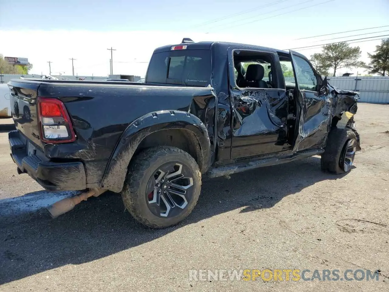 3 Photograph of a damaged car 1C6SRFFT4NN330955 RAM 1500 2022