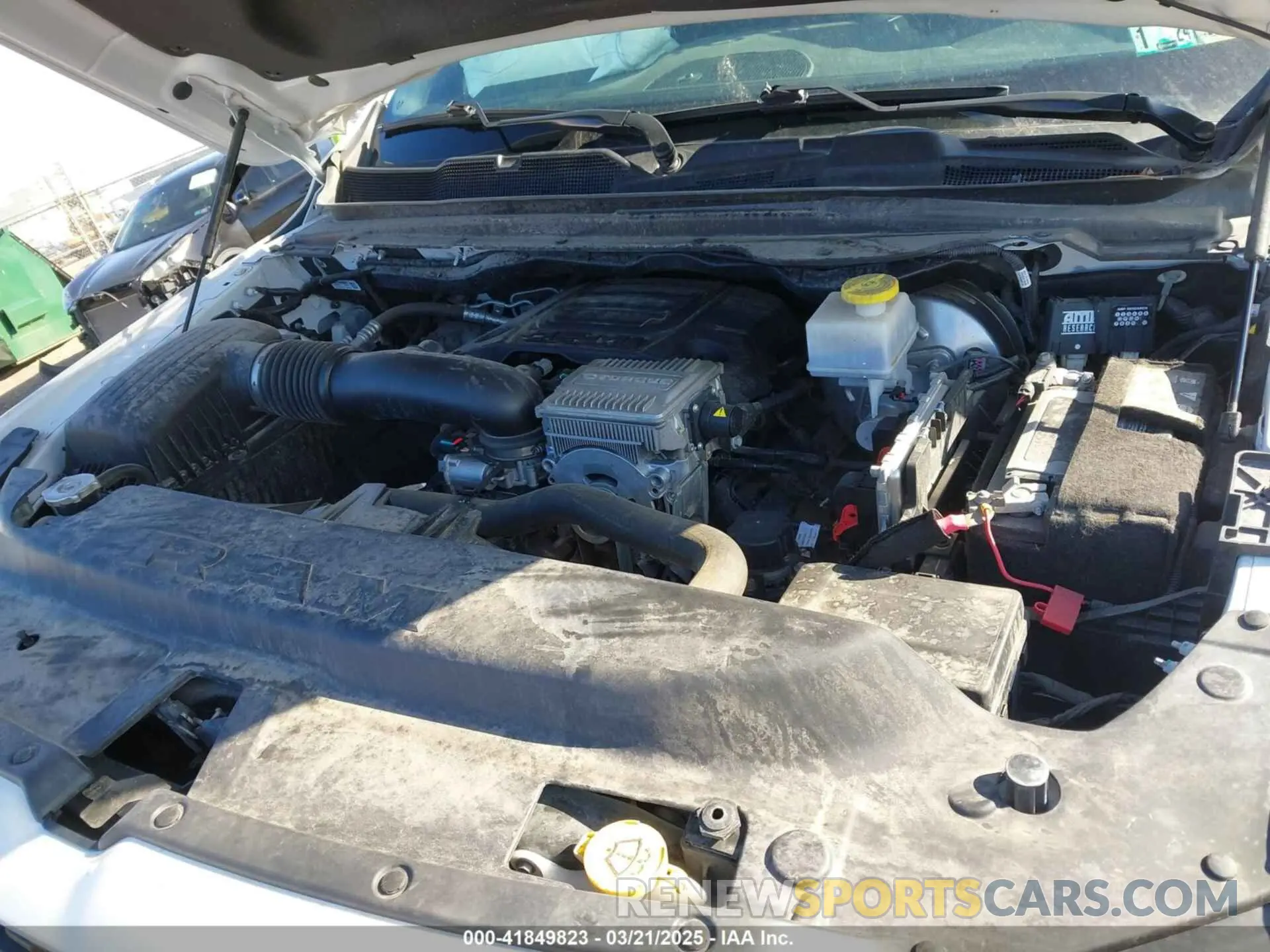 10 Photograph of a damaged car 1C6SRFFT4NN428657 RAM 1500 2022
