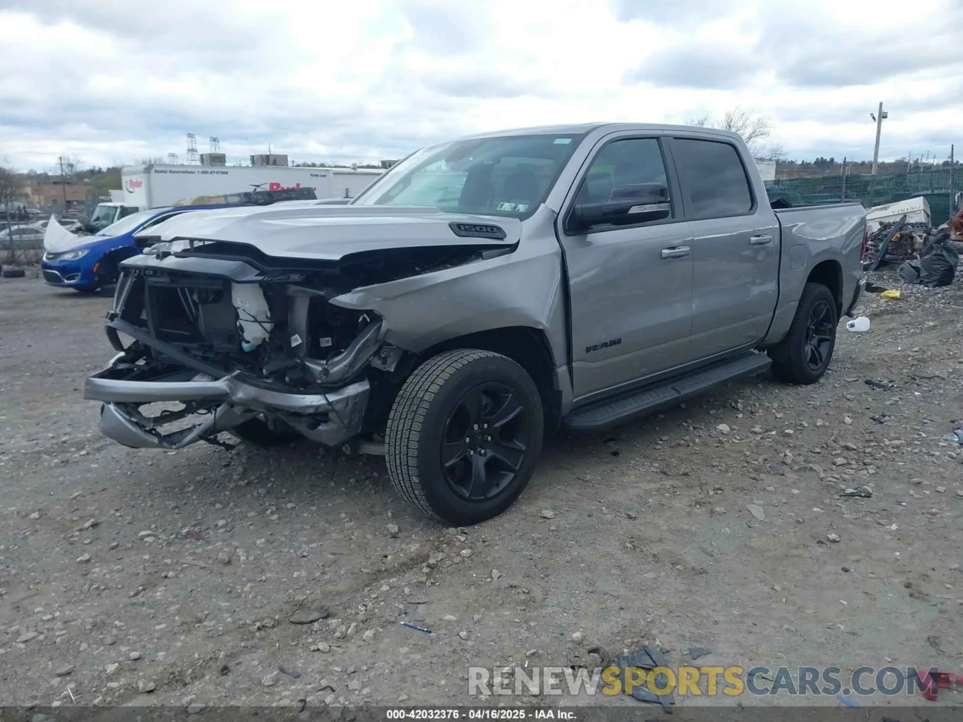 2 Photograph of a damaged car 1C6SRFFT5NN280759 RAM 1500 2022