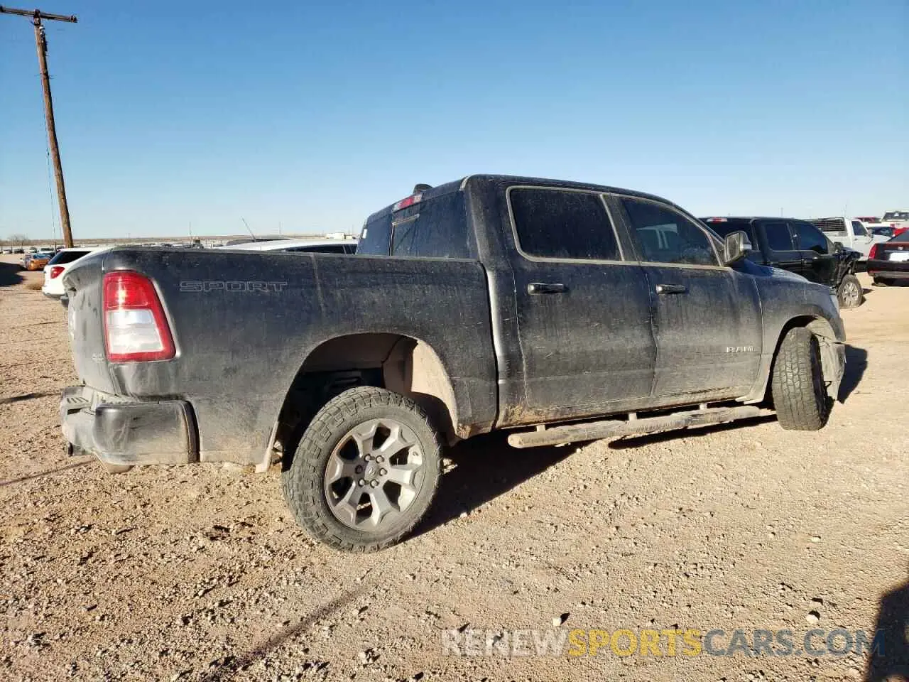 3 Photograph of a damaged car 1C6SRFFT5NN478001 RAM 1500 2022