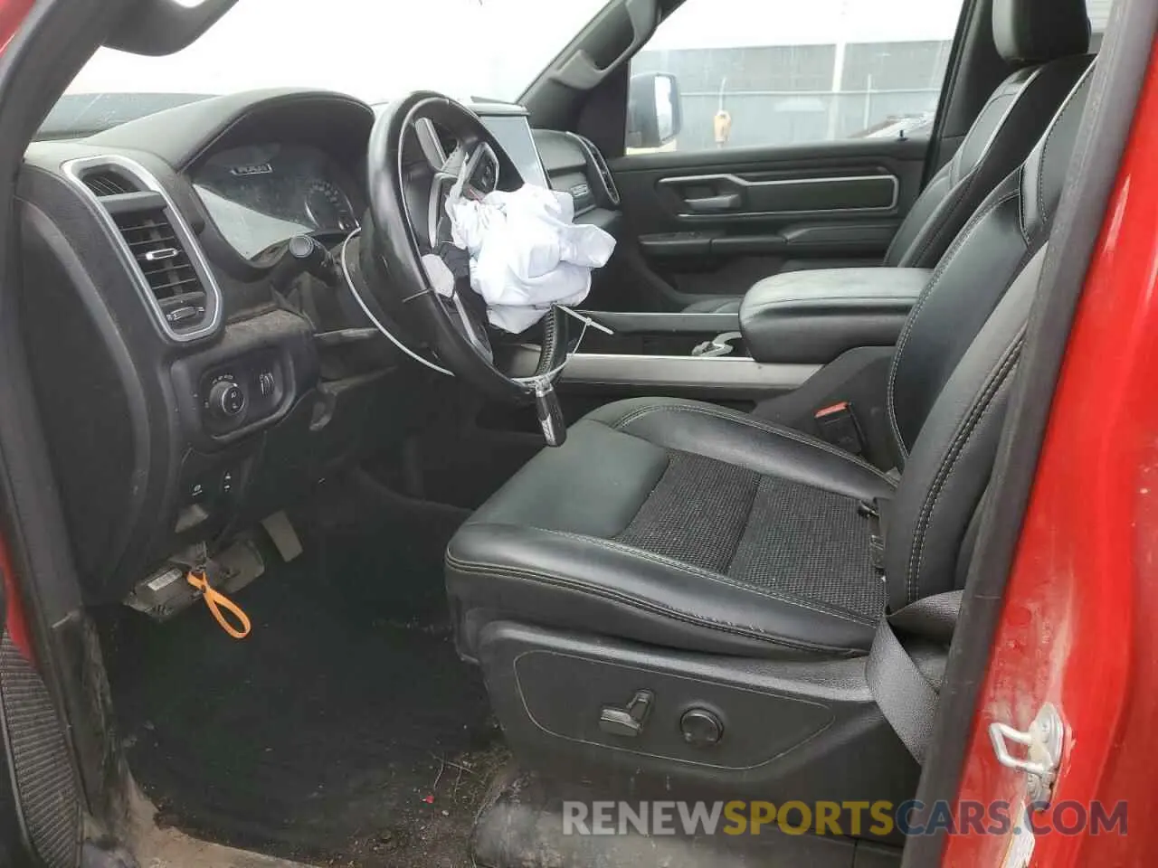 7 Photograph of a damaged car 1C6SRFFT6NN118865 RAM 1500 2022