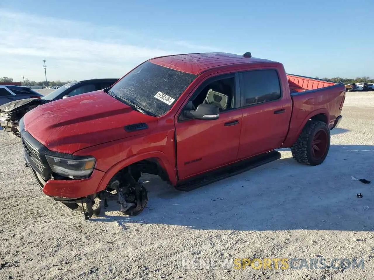 1 Photograph of a damaged car 1C6SRFFT6NN243185 RAM 1500 2022