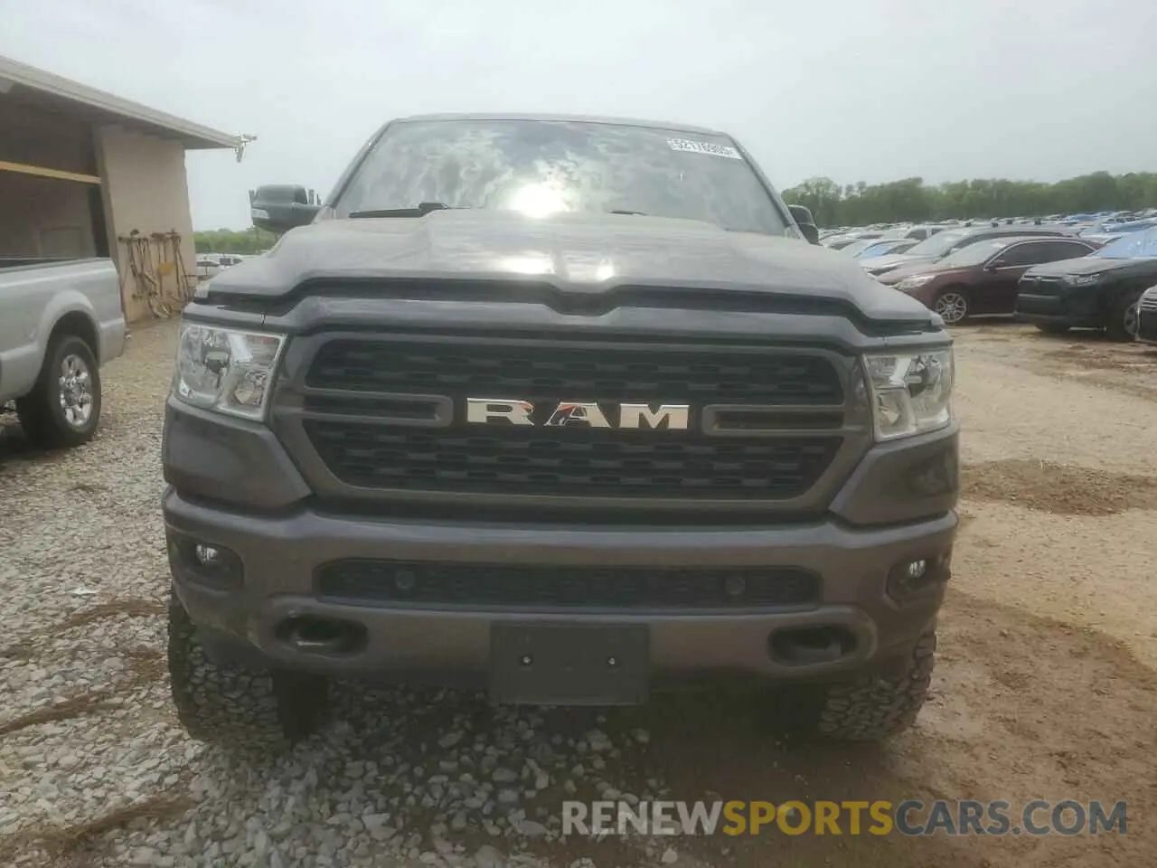 5 Photograph of a damaged car 1C6SRFFT6NN405557 RAM 1500 2022