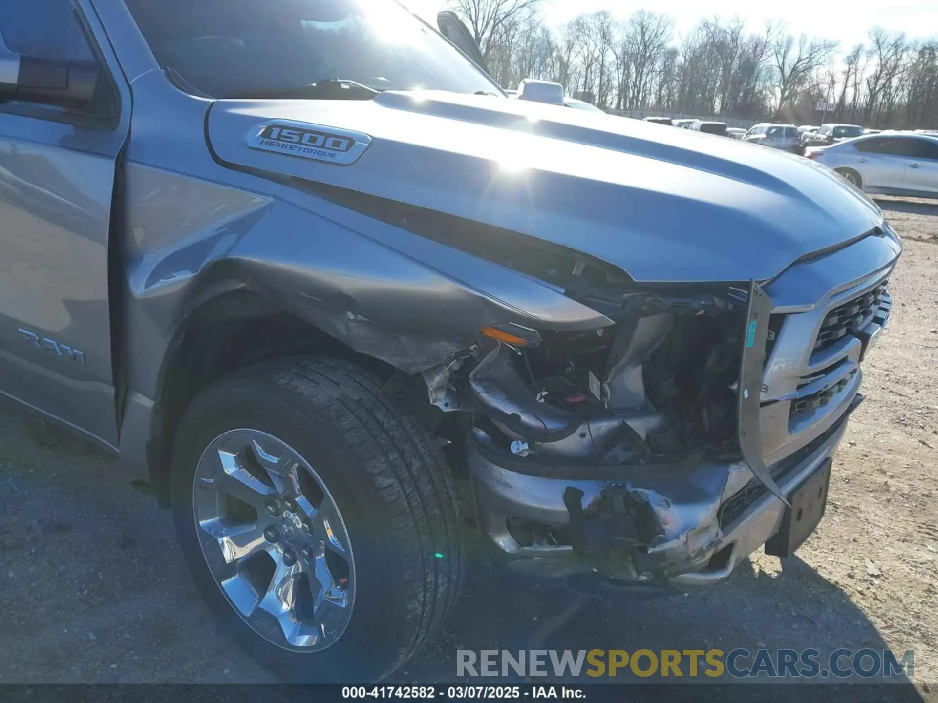 6 Photograph of a damaged car 1C6SRFFT6NN458310 RAM 1500 2022