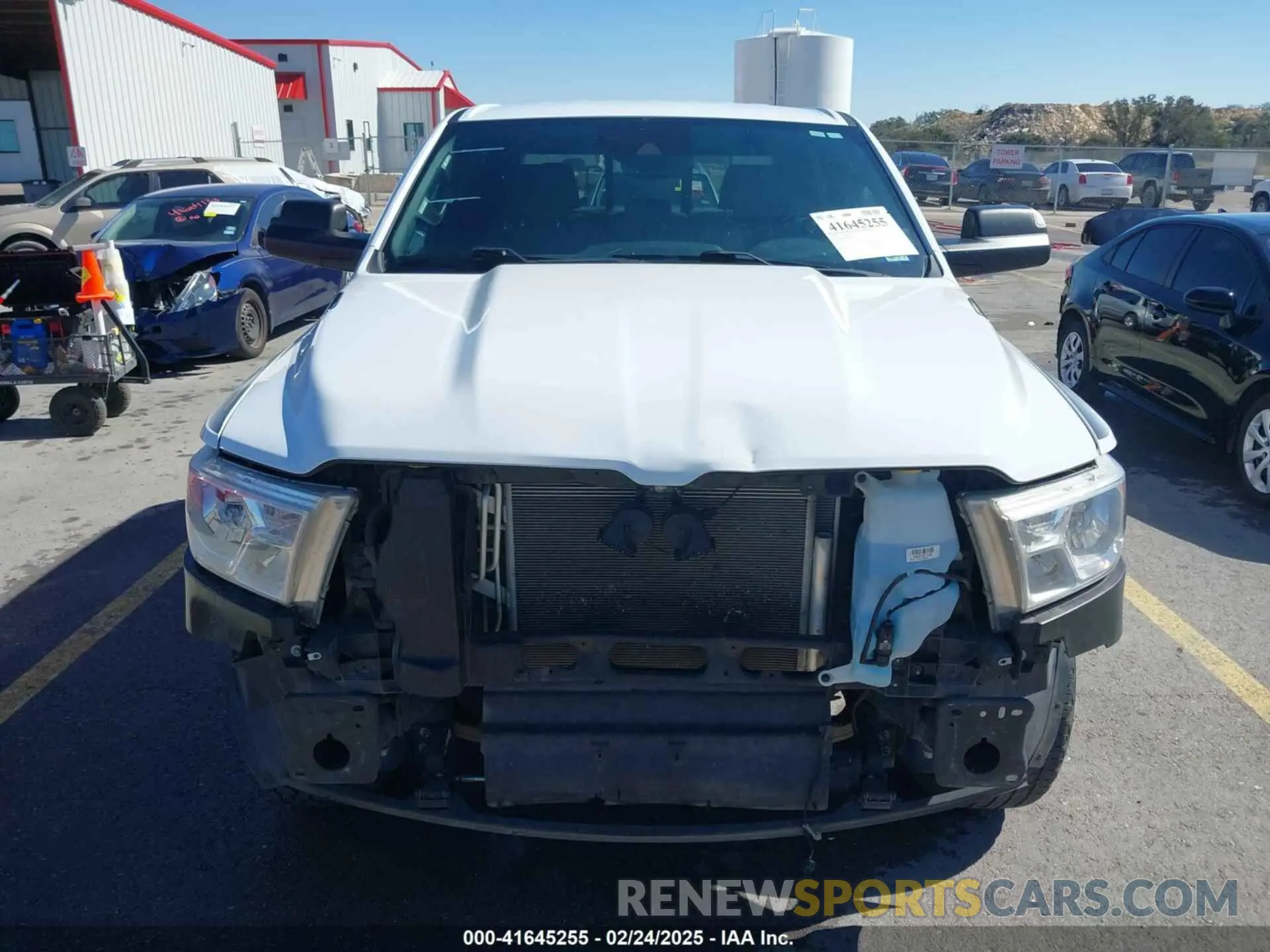 6 Photograph of a damaged car 1C6SRFFT7NN242269 RAM 1500 2022