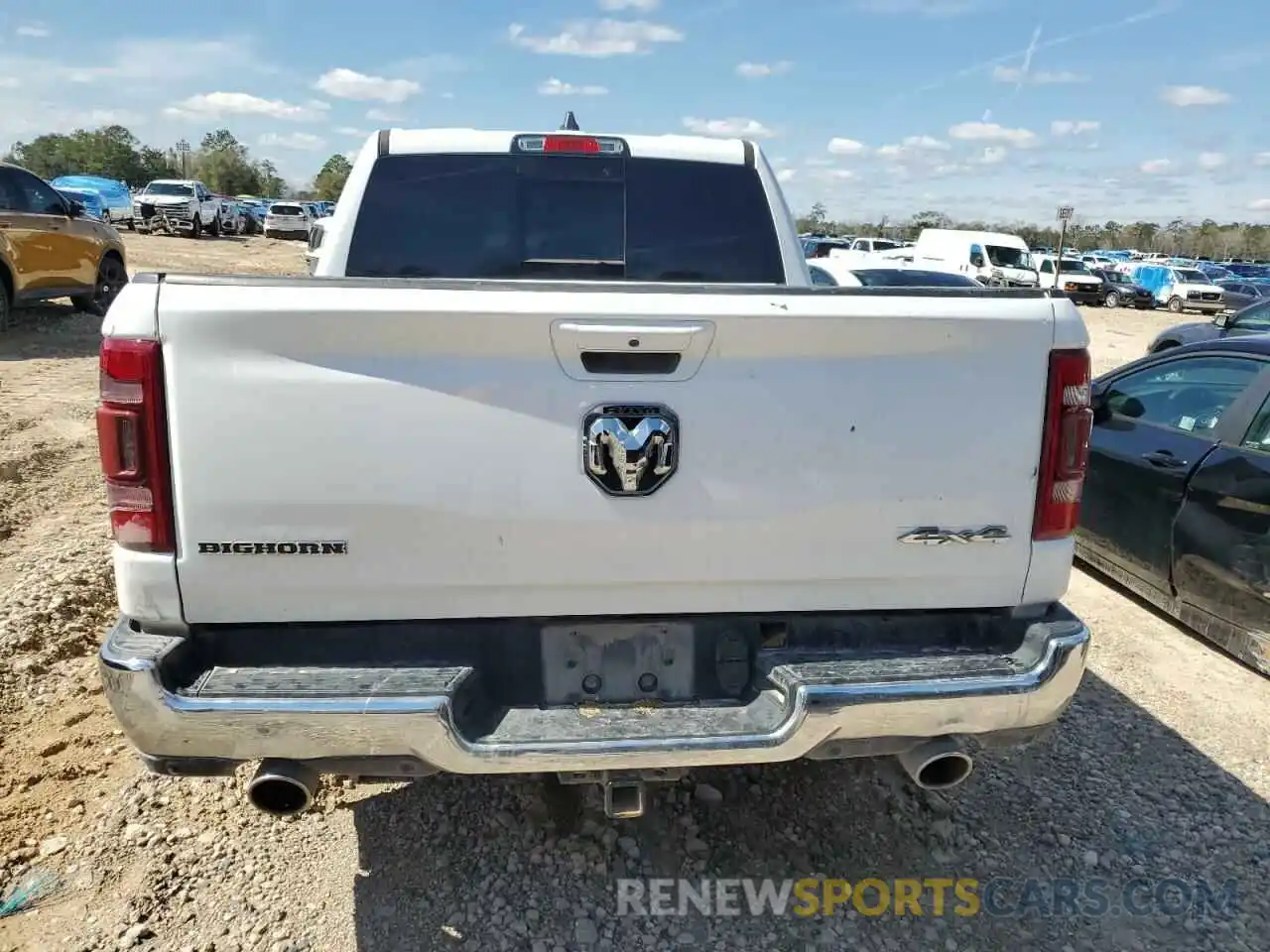 6 Photograph of a damaged car 1C6SRFFT7NN242272 RAM 1500 2022