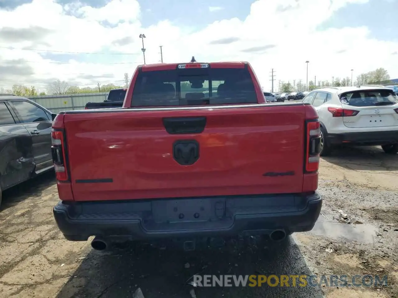 6 Photograph of a damaged car 1C6SRFFT7NN242837 RAM 1500 2022