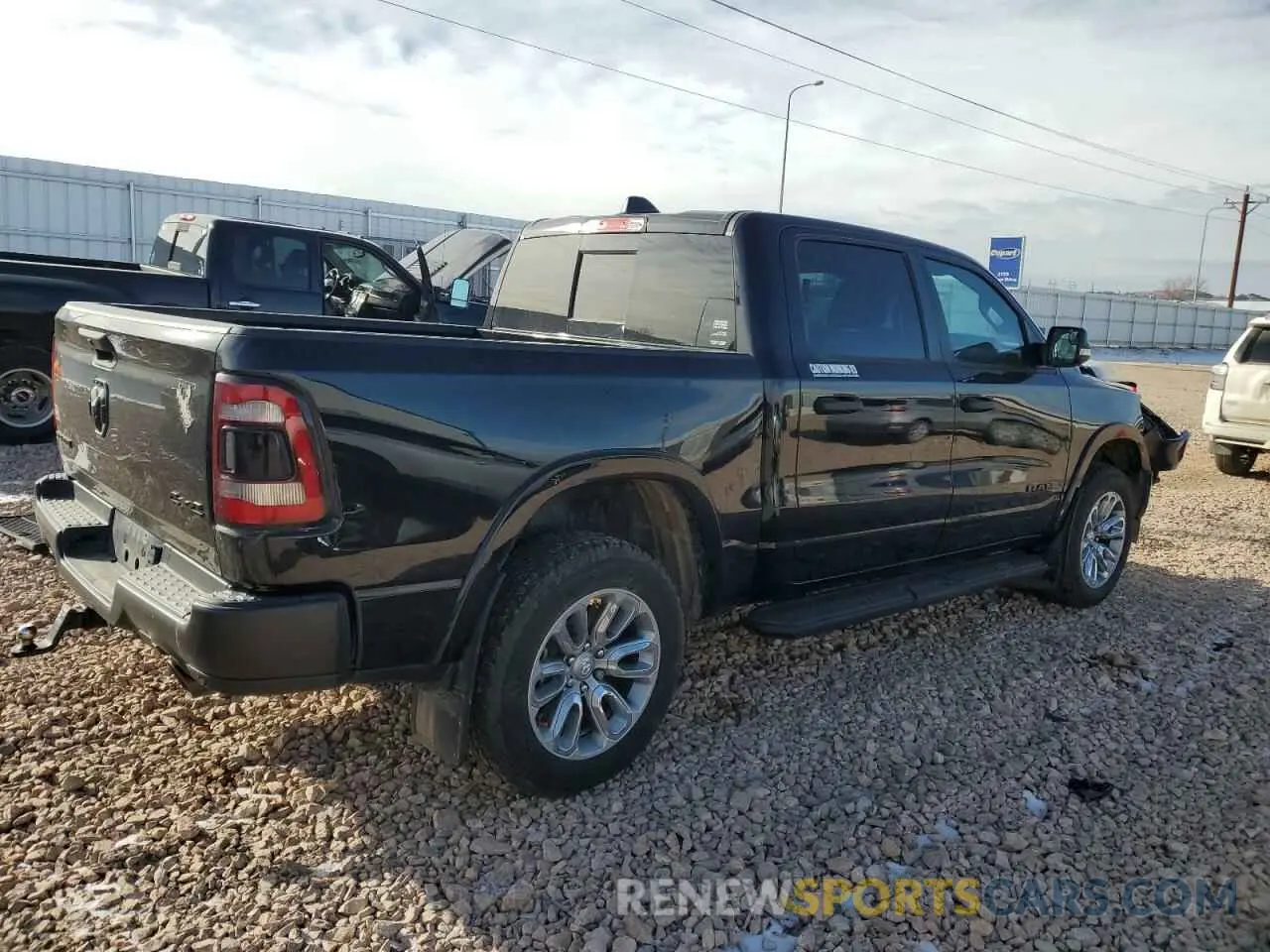 3 Photograph of a damaged car 1C6SRFFT7NN246676 RAM 1500 2022