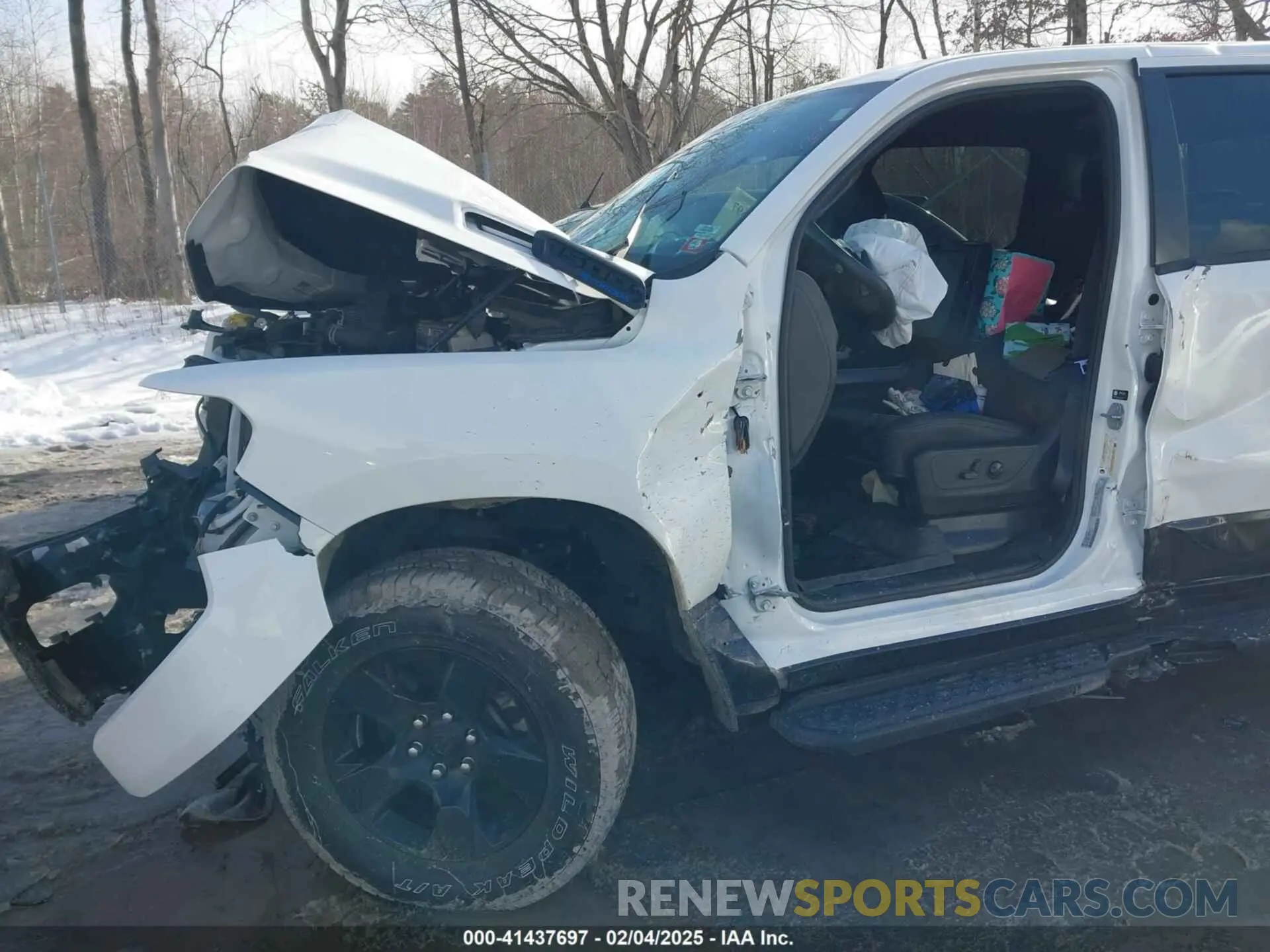 6 Photograph of a damaged car 1C6SRFFT7NN356417 RAM 1500 2022