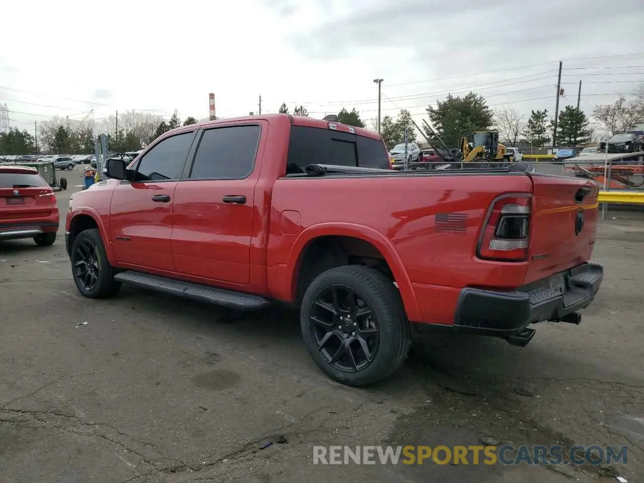 2 Photograph of a damaged car 1C6SRFFT9NN250776 RAM 1500 2022