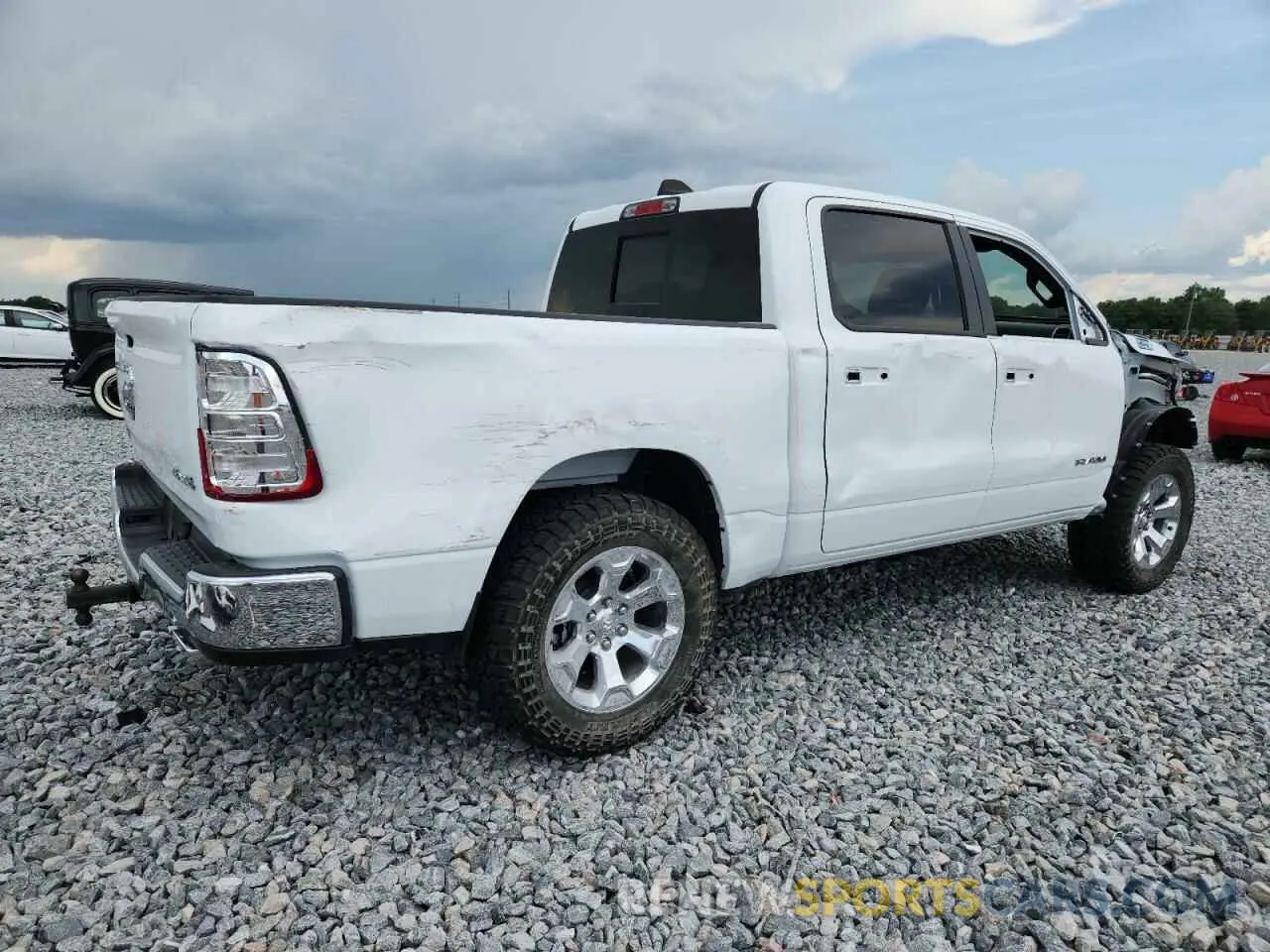 3 Photograph of a damaged car 1C6SRFFT9NN404662 RAM 1500 2022