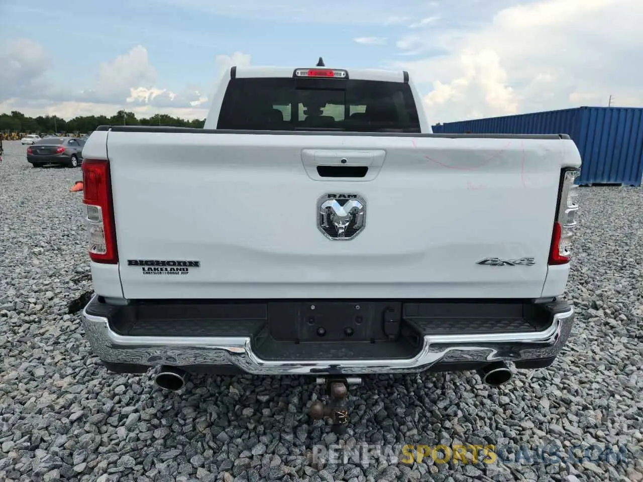 6 Photograph of a damaged car 1C6SRFFT9NN404662 RAM 1500 2022