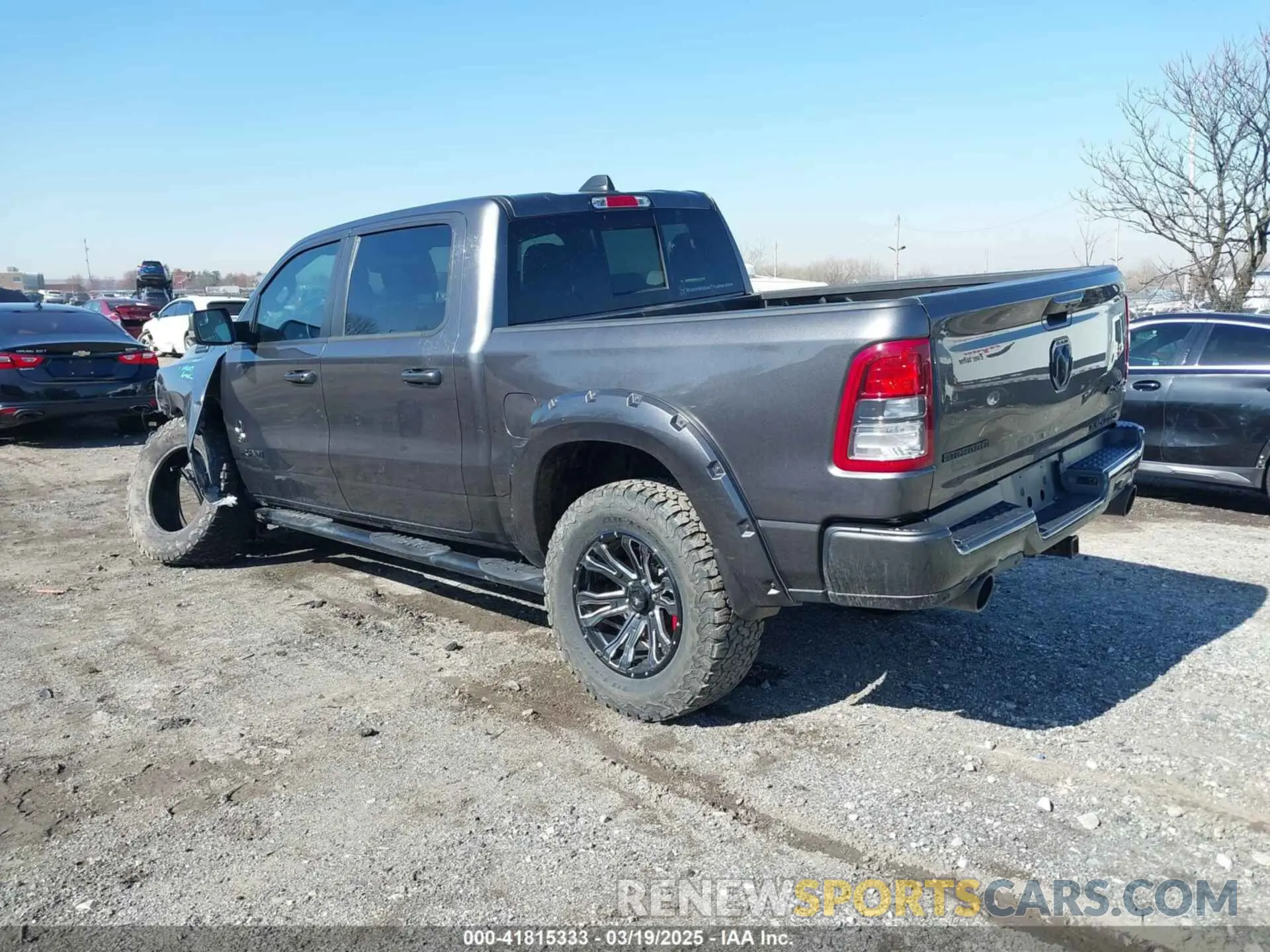 3 Photograph of a damaged car 1C6SRFFTXNN236241 RAM 1500 2022