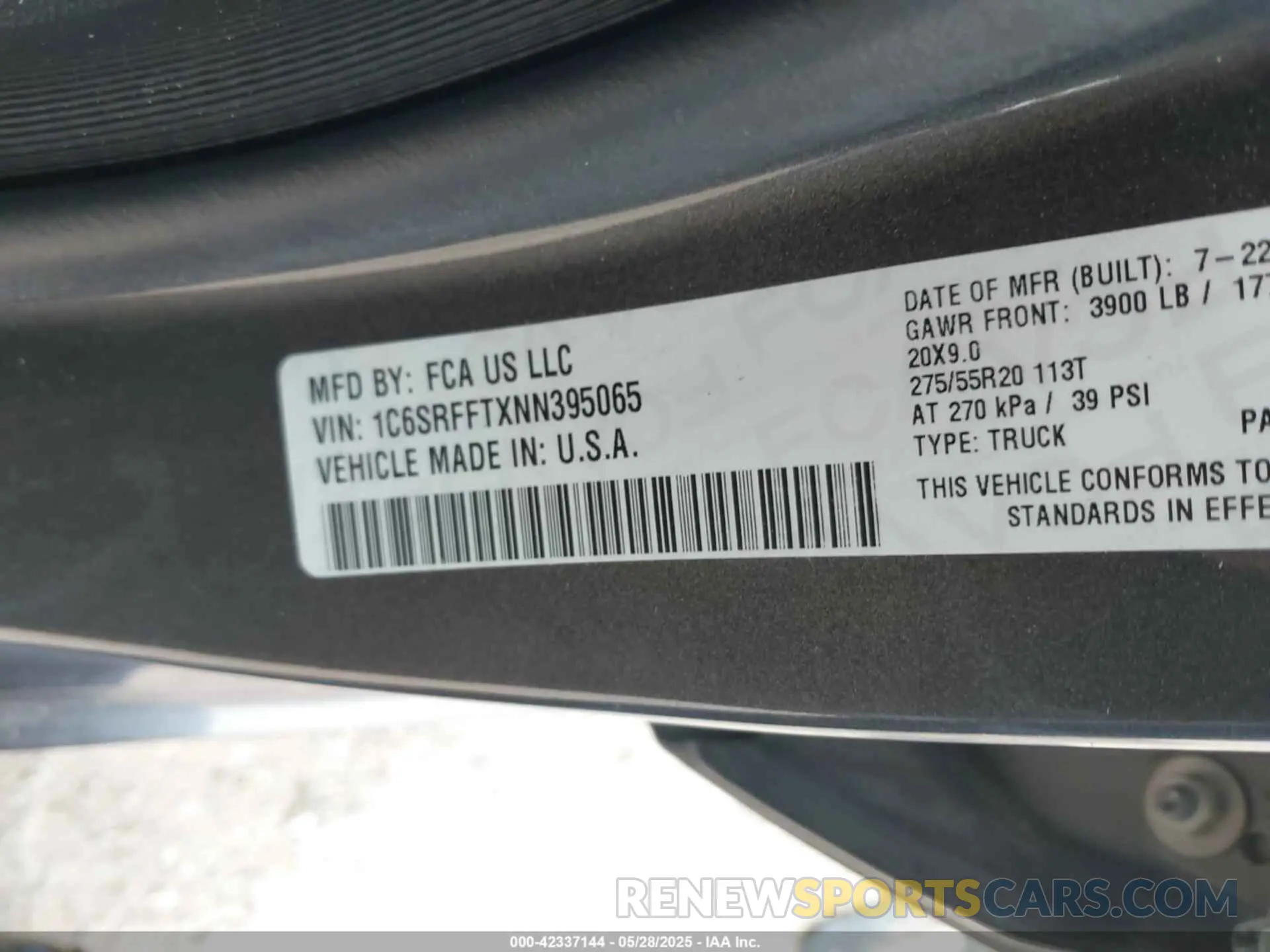 9 Photograph of a damaged car 1C6SRFFTXNN395065 RAM 1500 2022