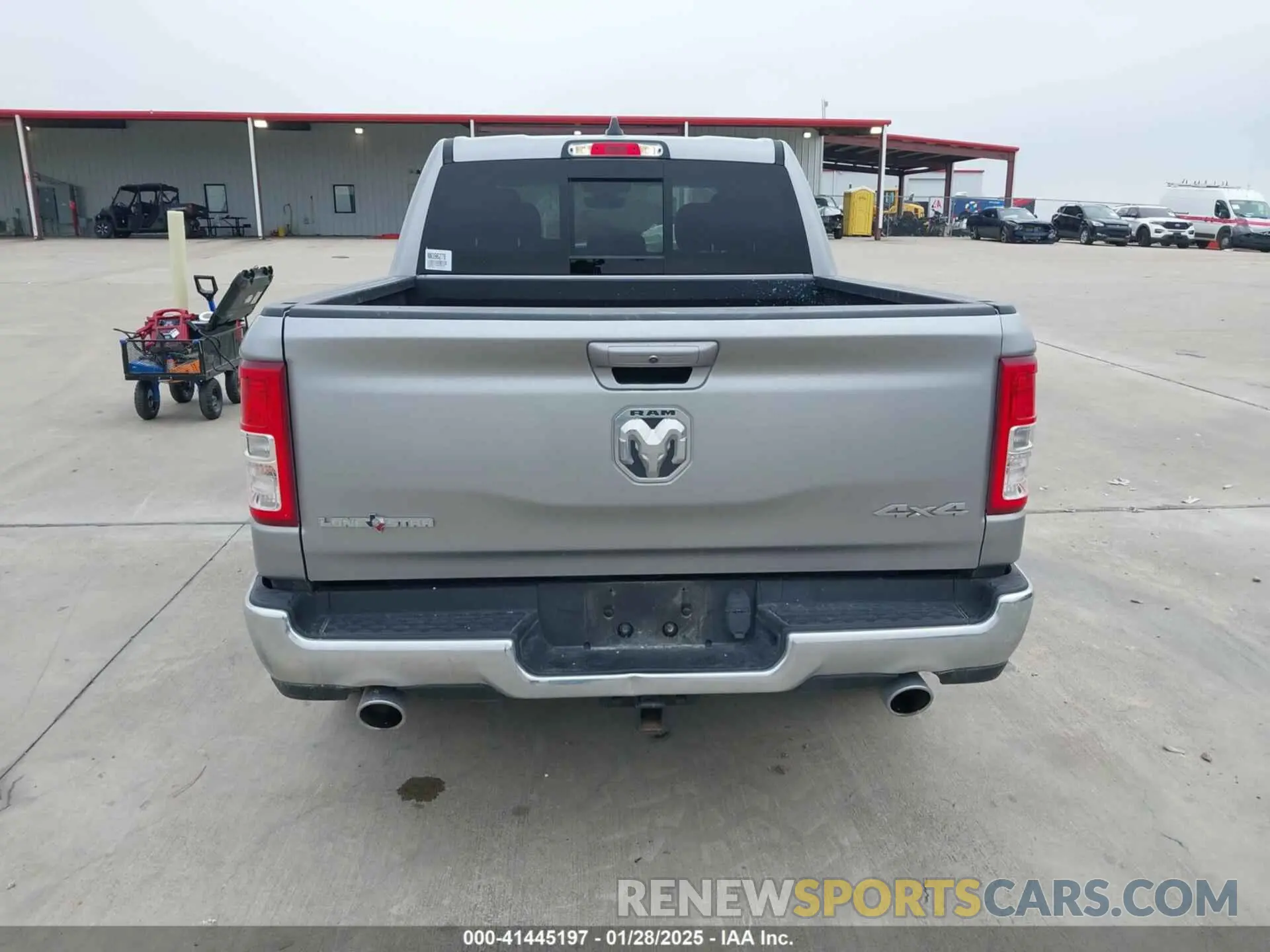 16 Photograph of a damaged car 1C6SRFFTXNN396278 RAM 1500 2022