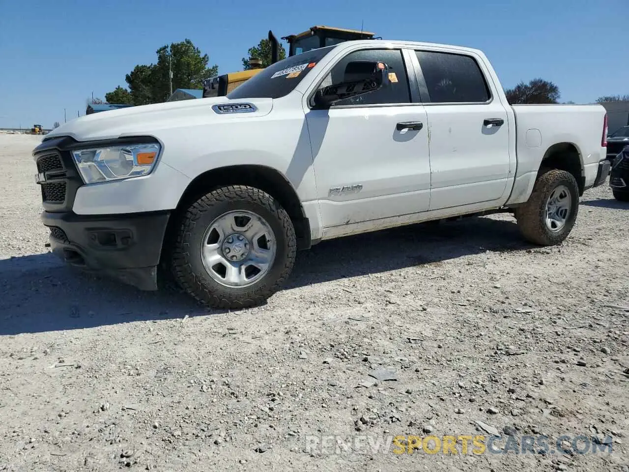 1 Photograph of a damaged car 1C6SRFGT5NN461472 RAM 1500 2022
