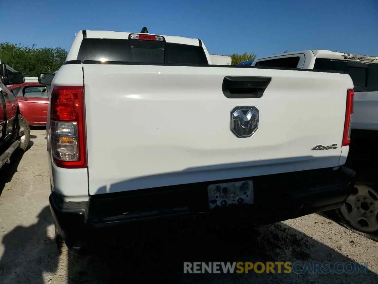 6 Photograph of a damaged car 1C6SRFGTXNN433828 RAM 1500 2022