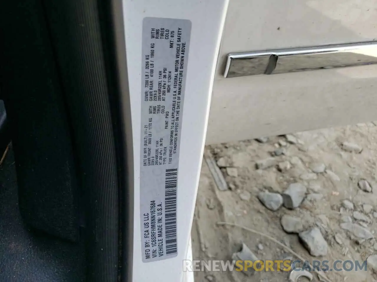 12 Photograph of a damaged car 1C6SRFHM8NN167684 RAM 1500 2022