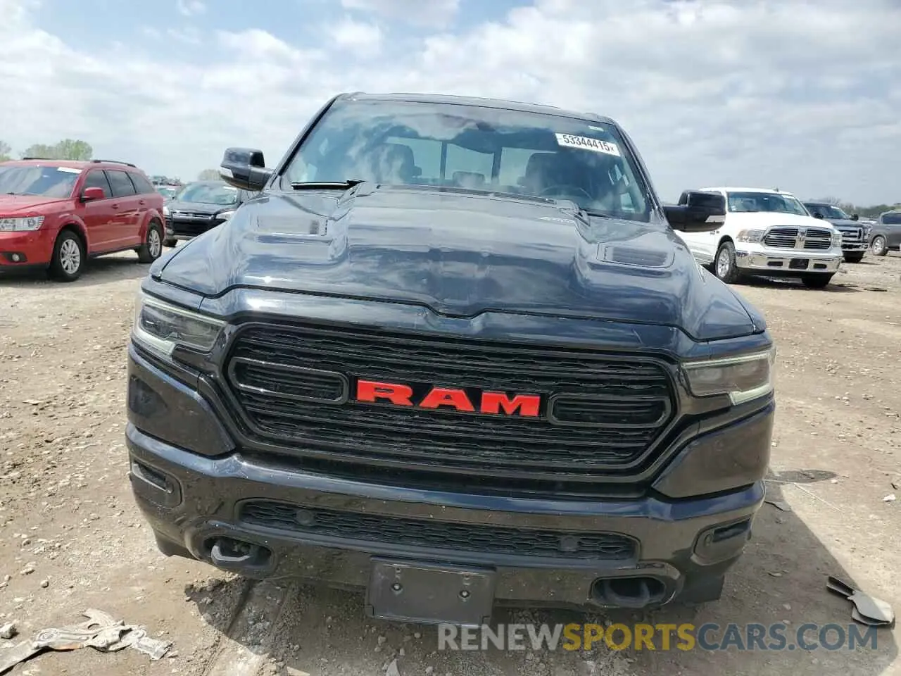5 Photograph of a damaged car 1C6SRFHM8NN212672 RAM 1500 2022
