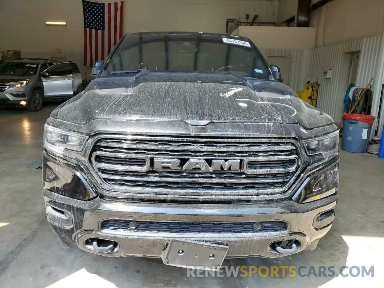 5 Photograph of a damaged car 1C6SRFHT1NN297250 RAM 1500 2022
