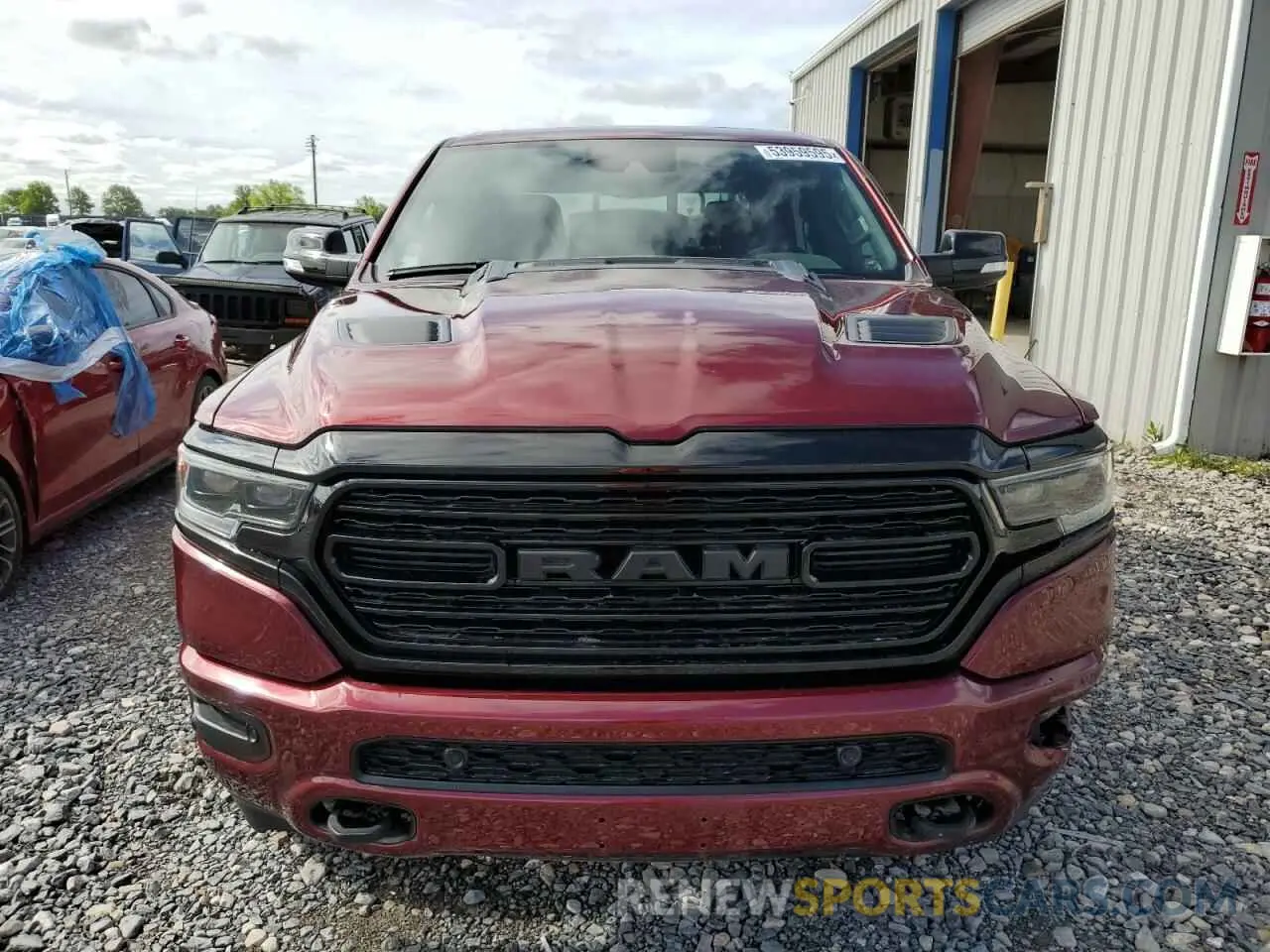 5 Photograph of a damaged car 1C6SRFHT3NN320835 RAM 1500 2022
