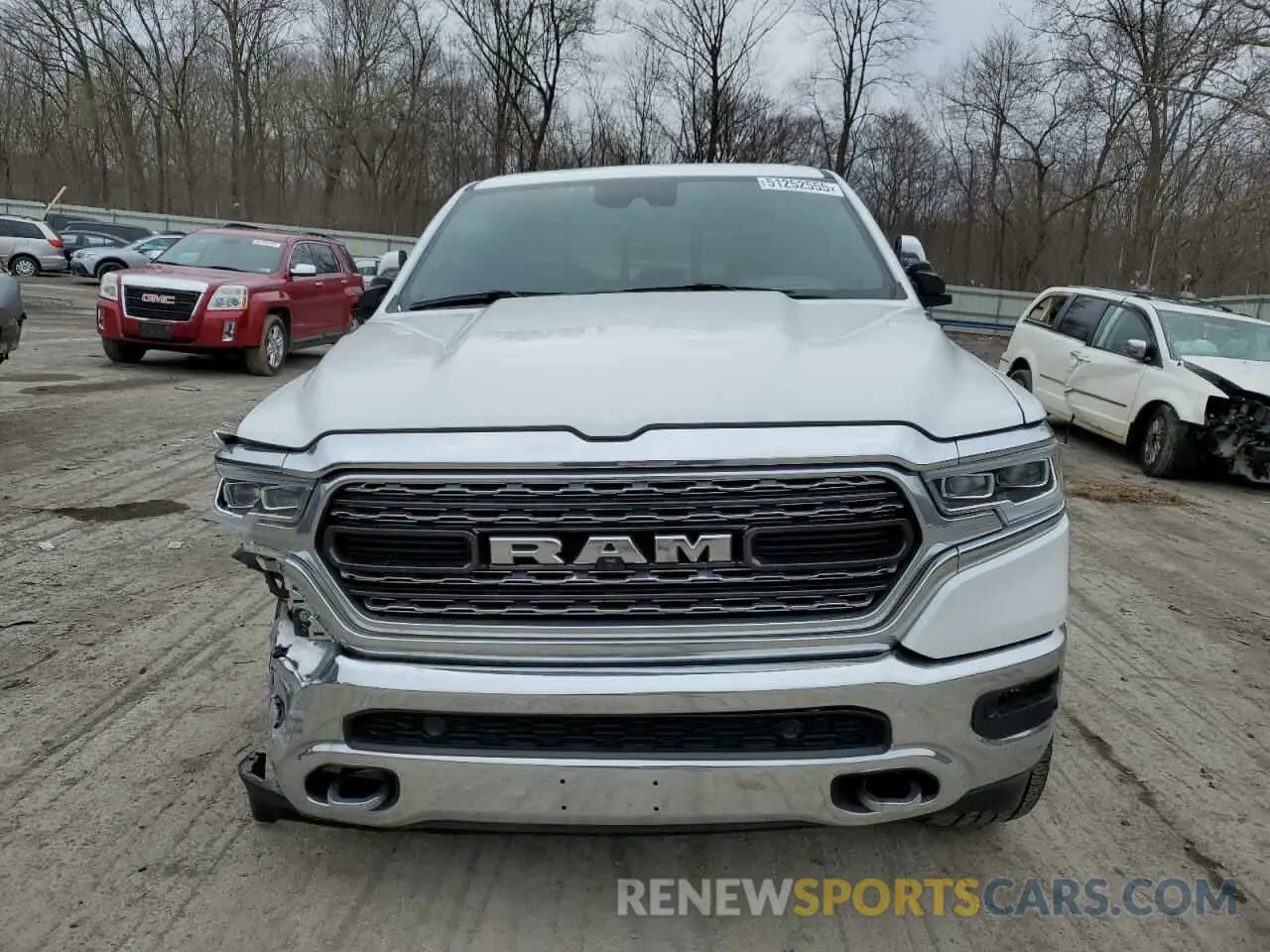 5 Photograph of a damaged car 1C6SRFHT4NN195229 RAM 1500 2022