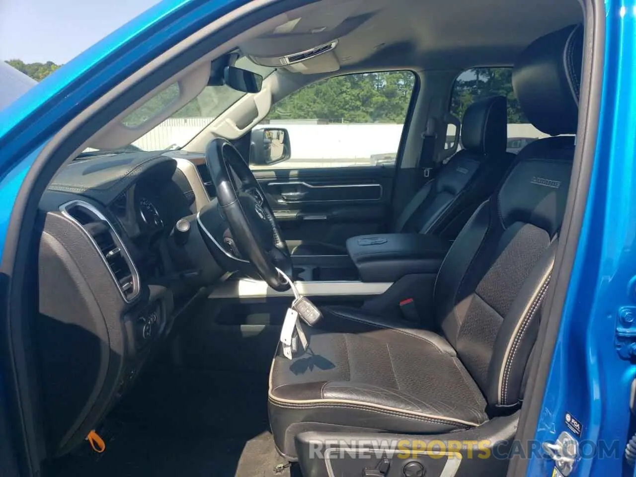 7 Photograph of a damaged car 1C6SRFJT1NN179158 RAM 1500 2022