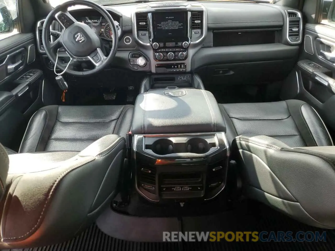 8 Photograph of a damaged car 1C6SRFJT2NN120152 RAM 1500 2022
