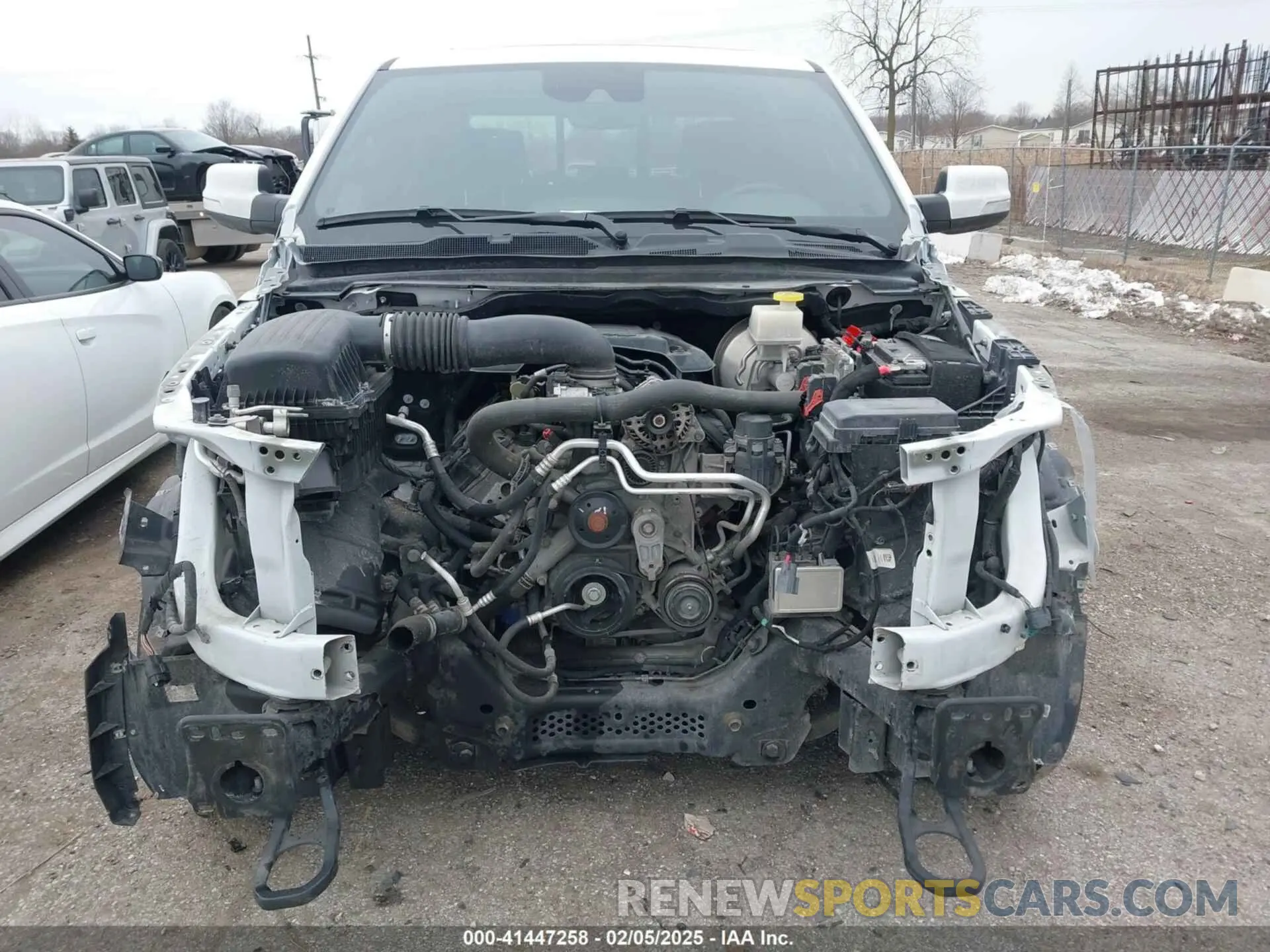 11 Photograph of a damaged car 1C6SRFJT2NN189939 RAM 1500 2022