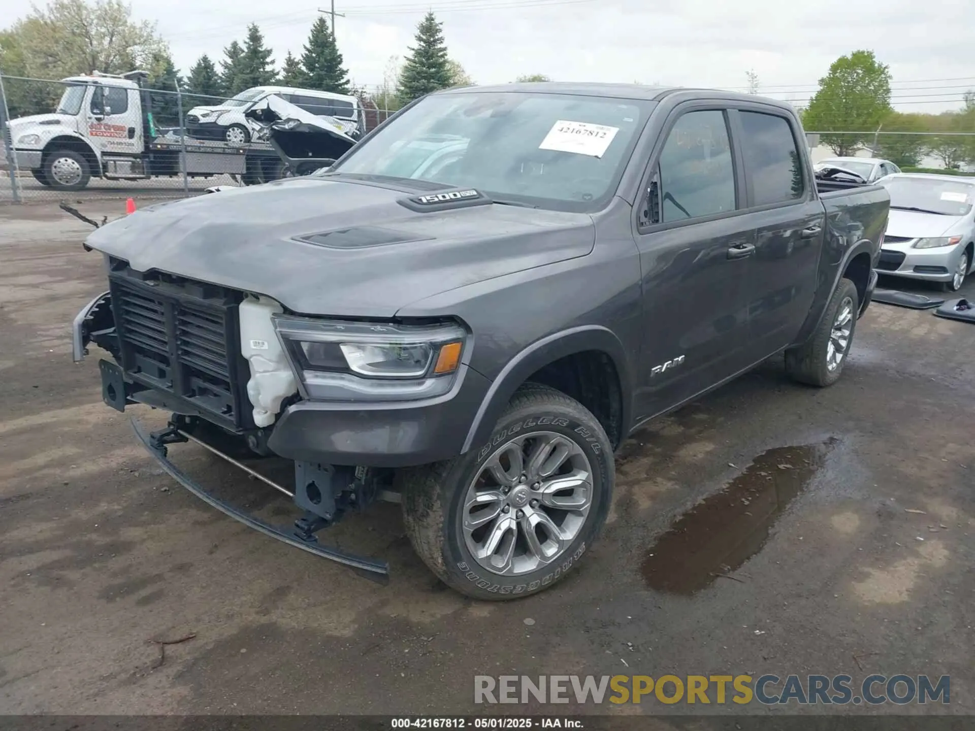 2 Photograph of a damaged car 1C6SRFJT3NN400159 RAM 1500 2022