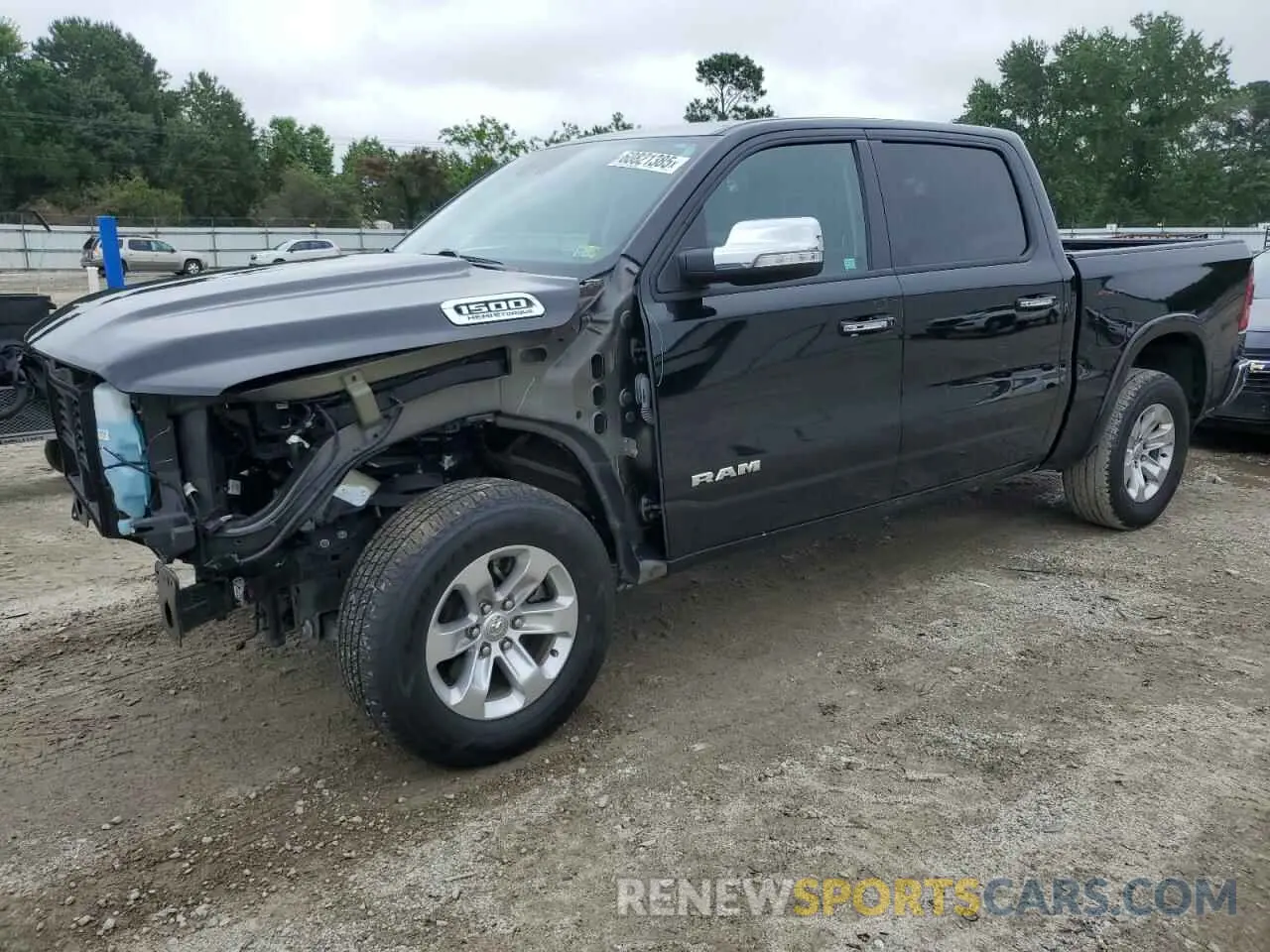 1 Photograph of a damaged car 1C6SRFJT4NN262275 RAM 1500 2022