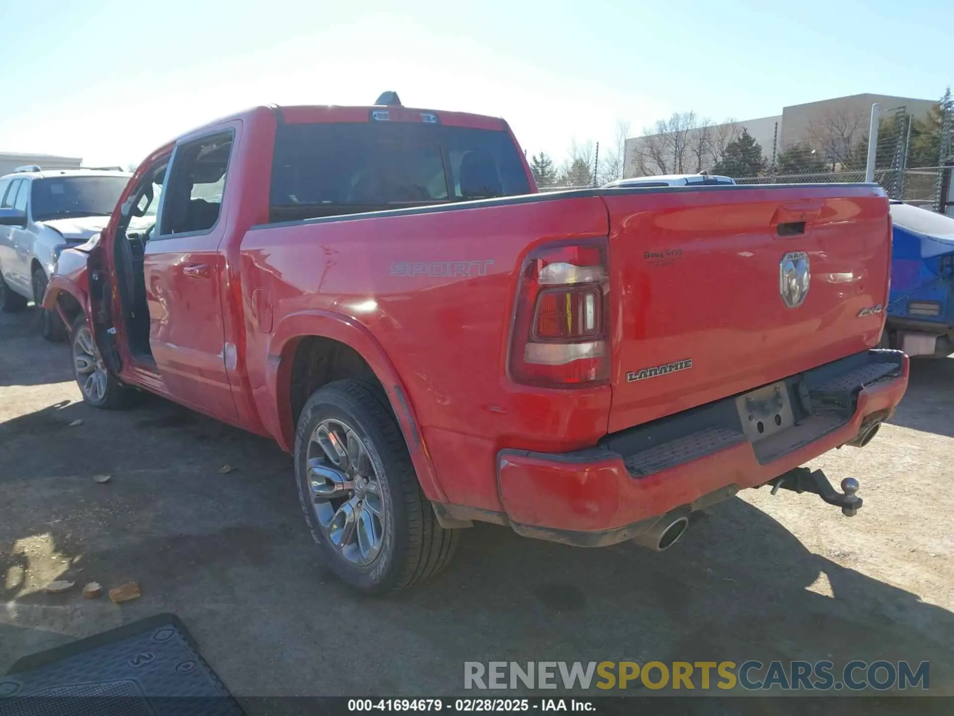 3 Photograph of a damaged car 1C6SRFJT4NN459902 RAM 1500 2022