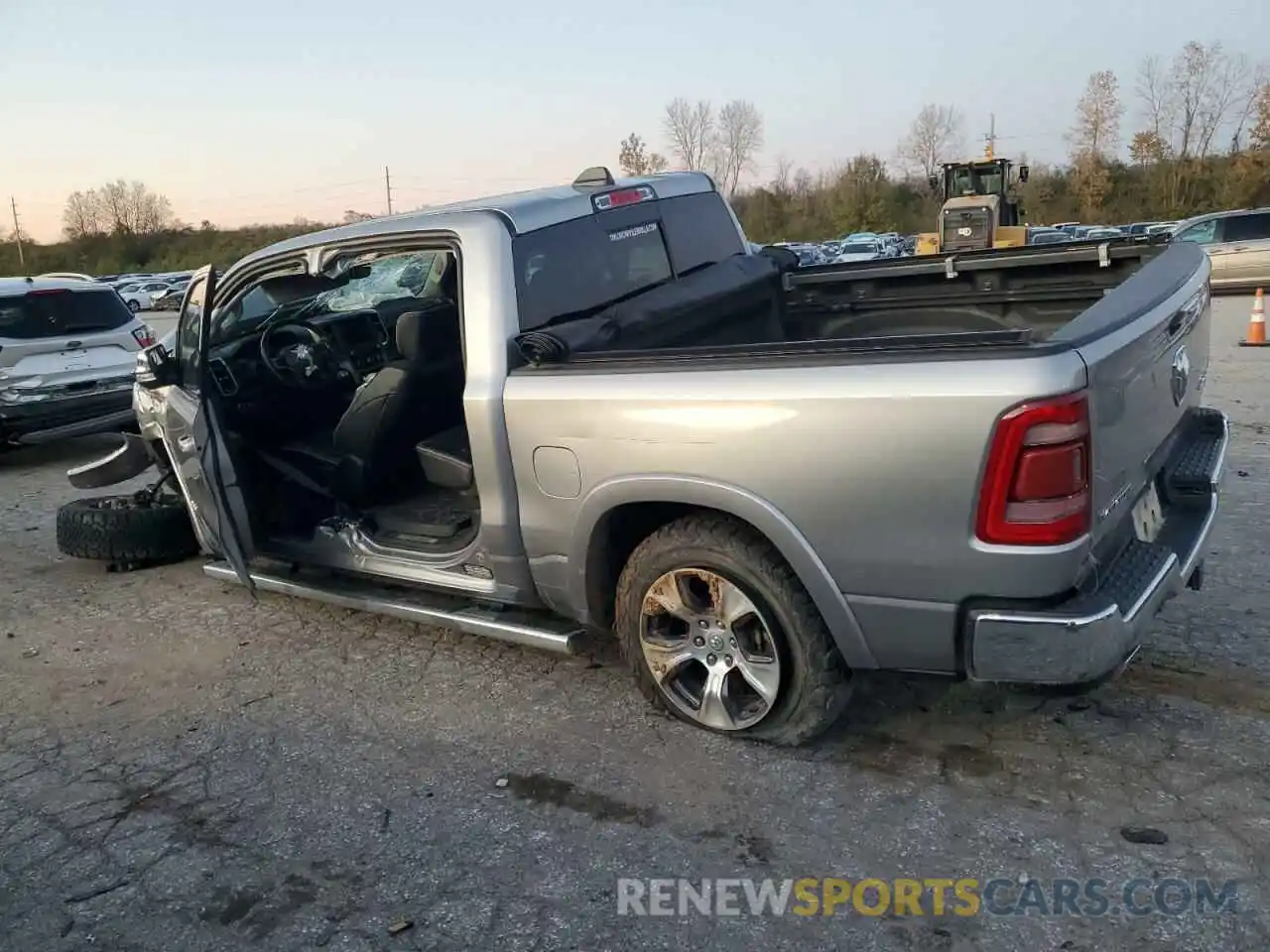 2 Photograph of a damaged car 1C6SRFJT6NN115648 RAM 1500 2022