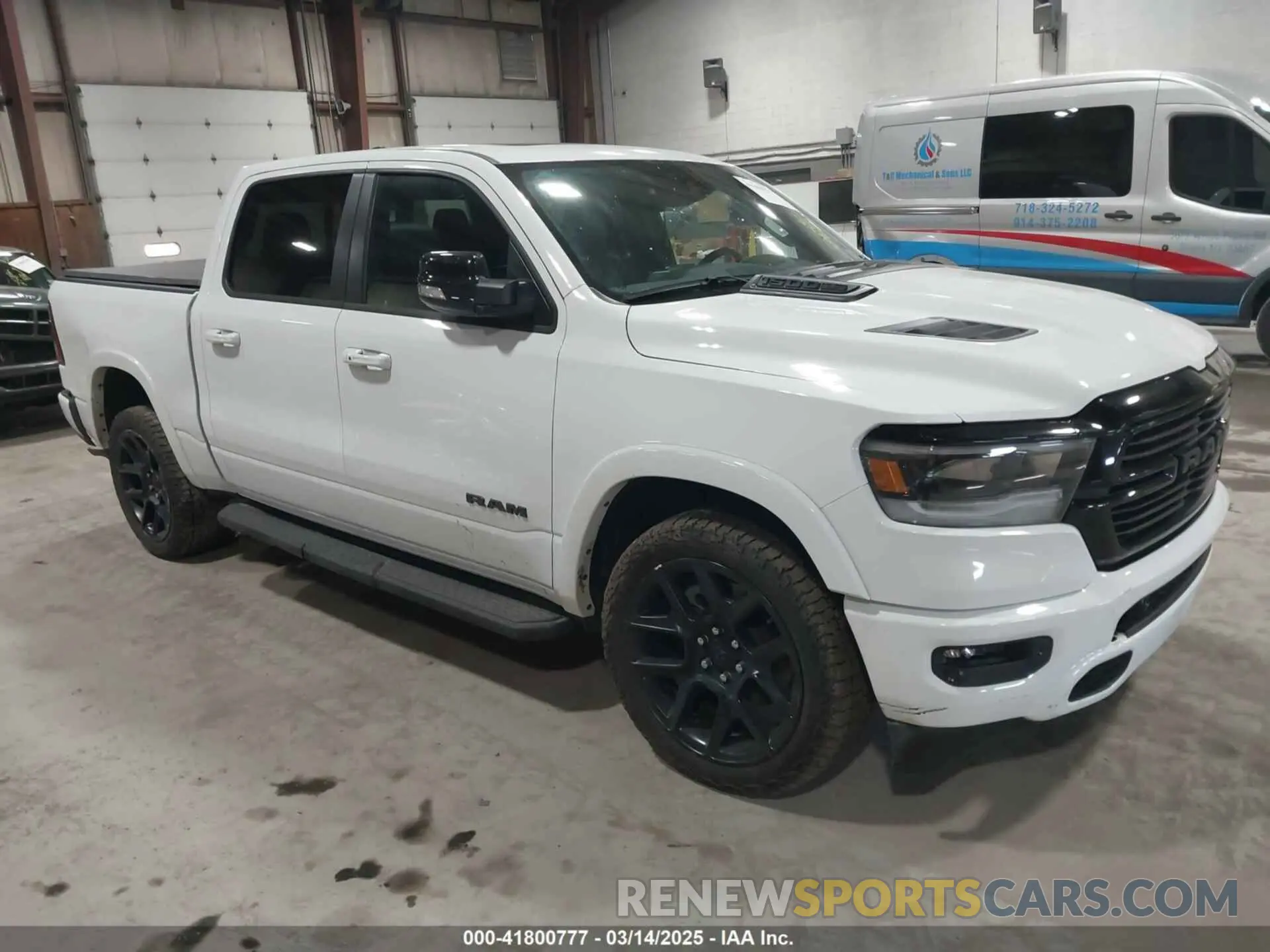 1 Photograph of a damaged car 1C6SRFJT6NN164848 RAM 1500 2022