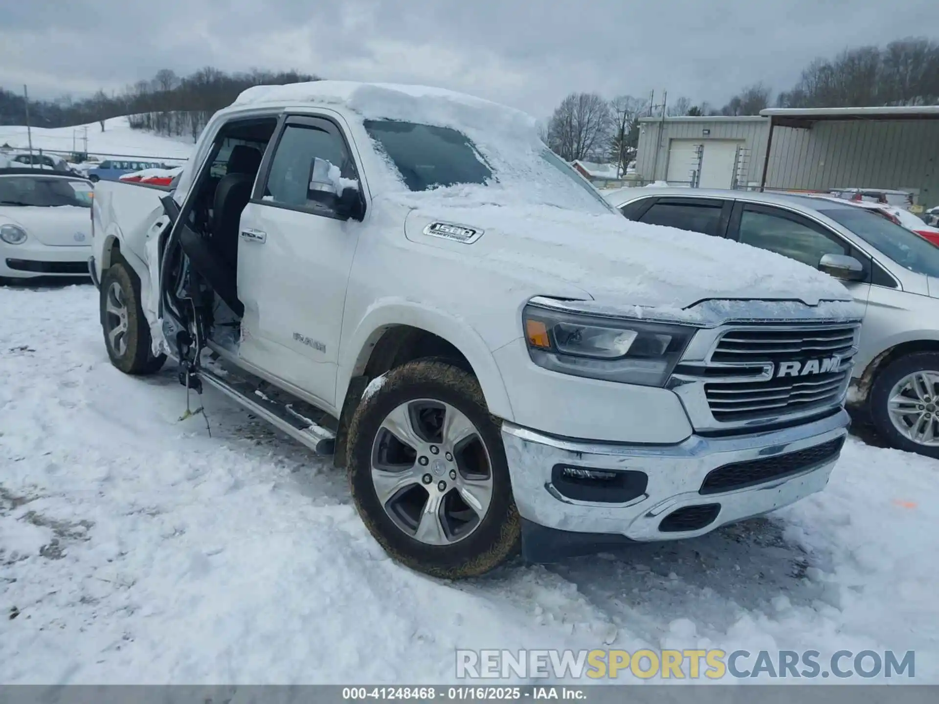 1 Photograph of a damaged car 1C6SRFJT6NN229214 RAM 1500 2022