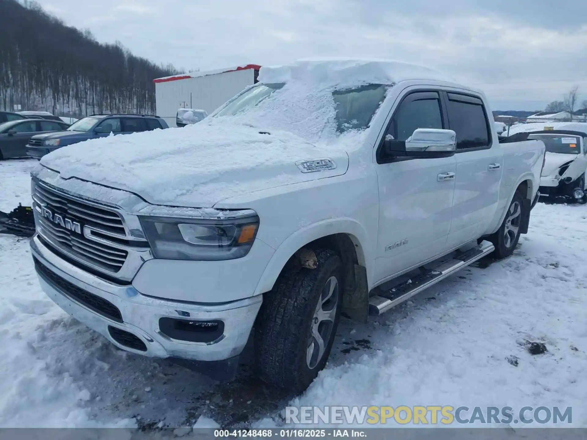 2 Photograph of a damaged car 1C6SRFJT6NN229214 RAM 1500 2022