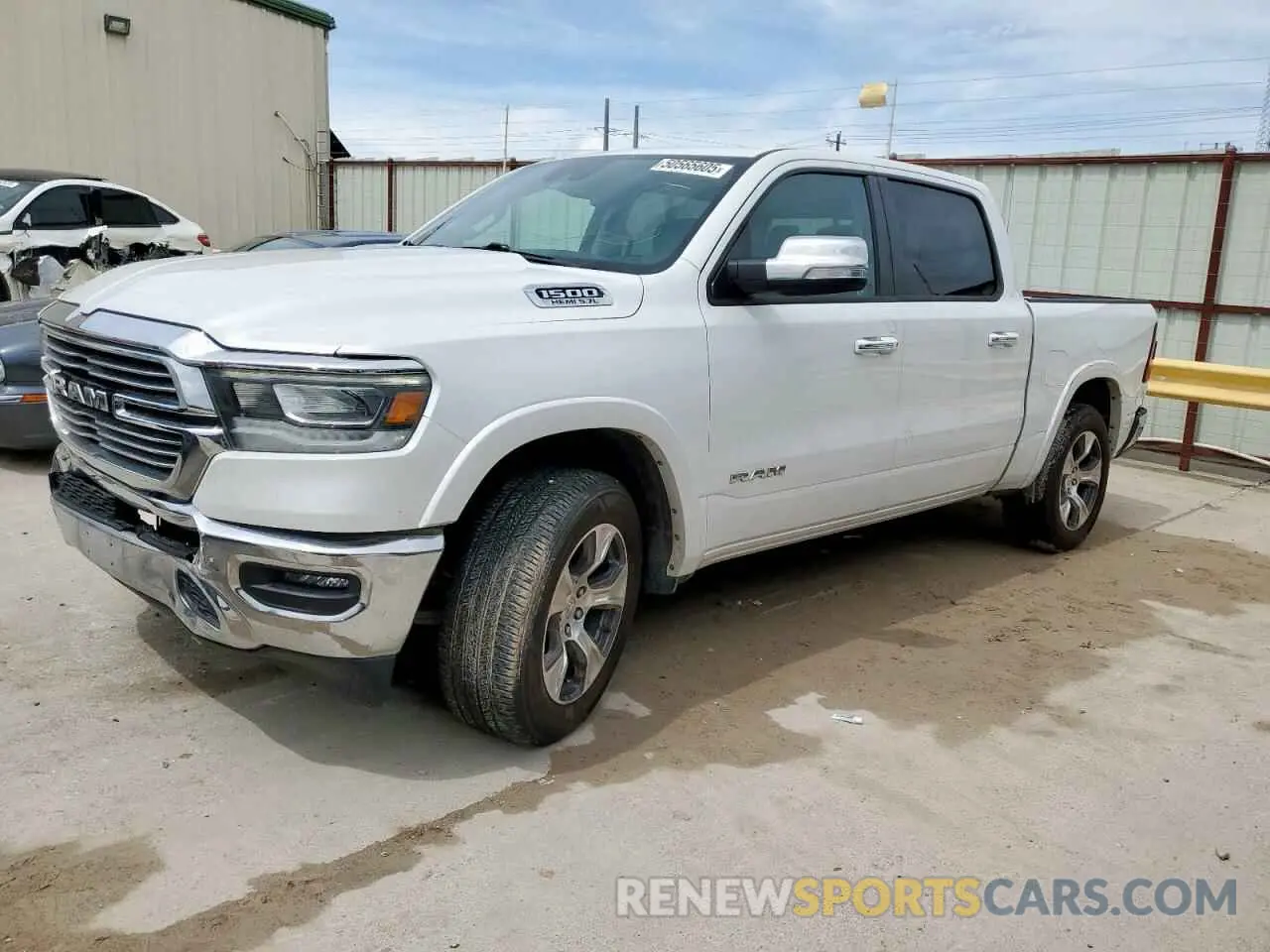 1 Photograph of a damaged car 1C6SRFJT6NN363706 RAM 1500 2022
