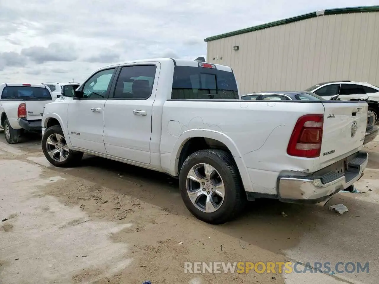 2 Photograph of a damaged car 1C6SRFJT6NN363706 RAM 1500 2022