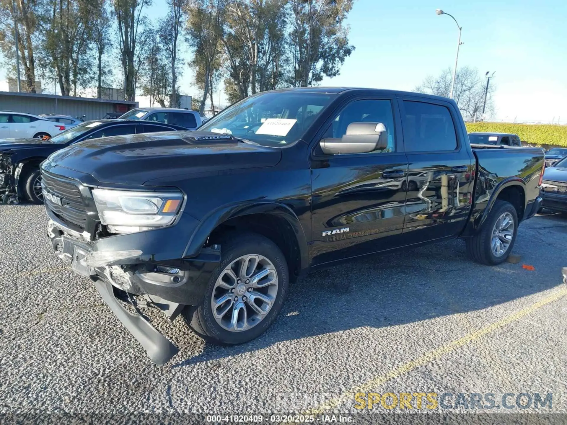 2 Photograph of a damaged car 1C6SRFJT6NN392154 RAM 1500 2022