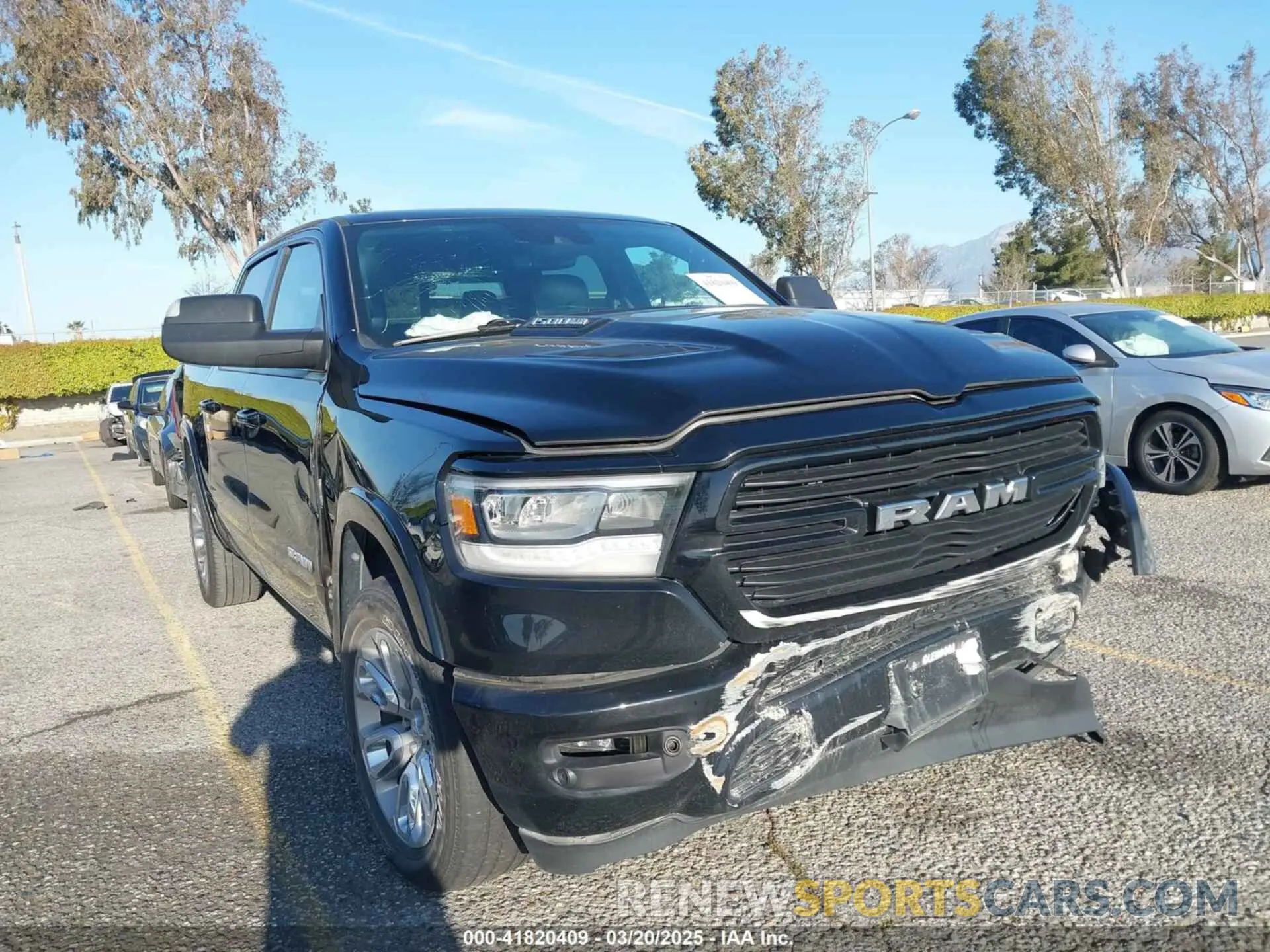 6 Photograph of a damaged car 1C6SRFJT6NN392154 RAM 1500 2022