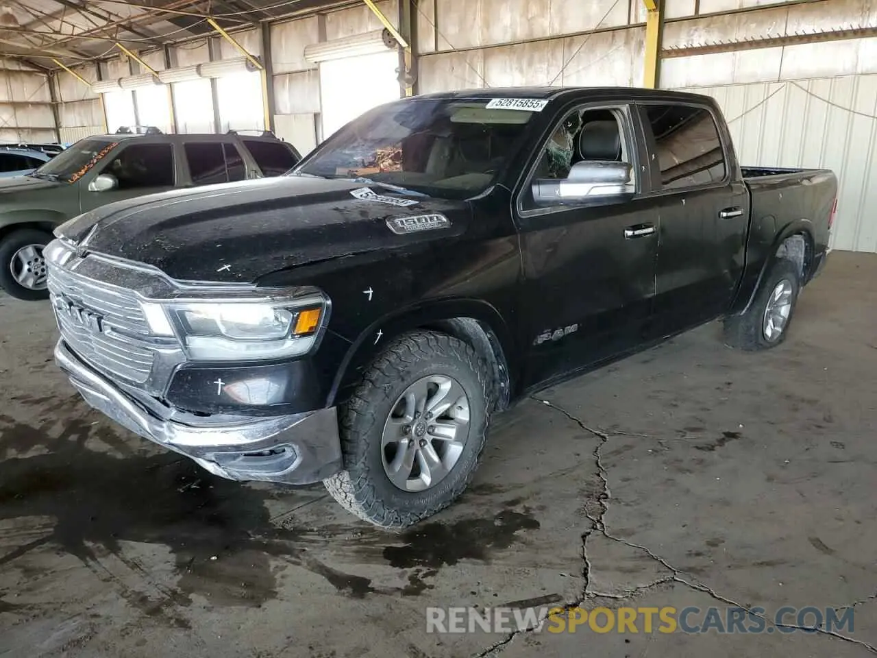 1 Photograph of a damaged car 1C6SRFJT9NN159000 RAM 1500 2022