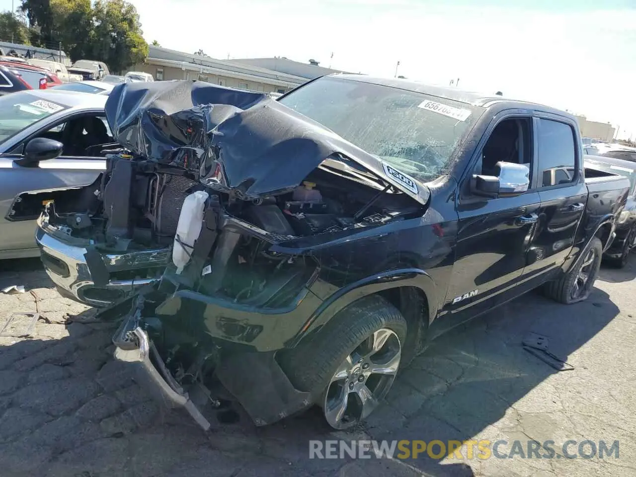 1 Photograph of a damaged car 1C6SRFJT9NN207532 RAM 1500 2022