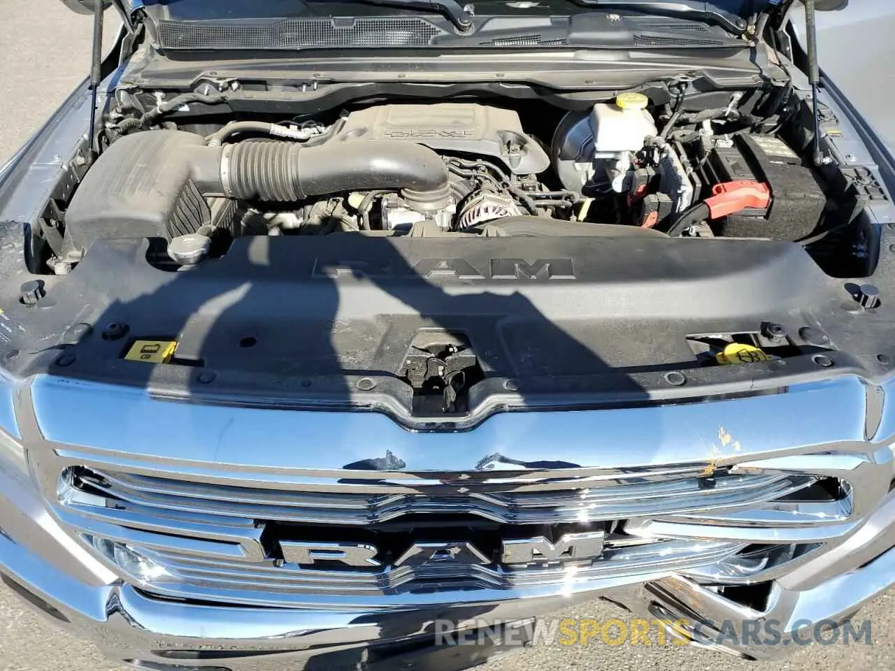 12 Photograph of a damaged car 1C6SRFJTXNN246260 RAM 1500 2022