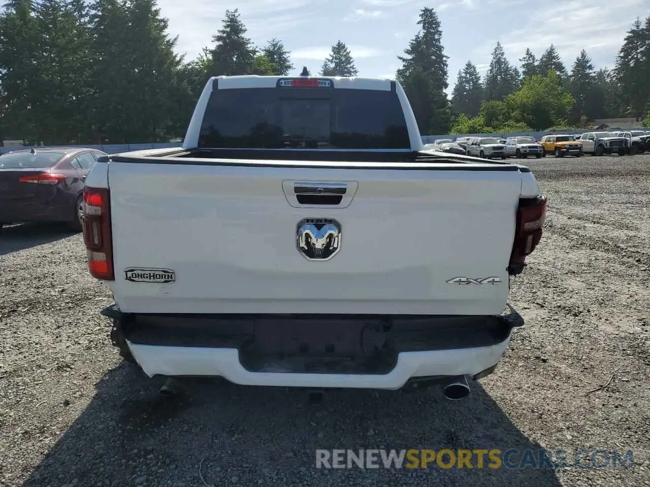 6 Photograph of a damaged car 1C6SRFKT0NN203917 RAM 1500 2022