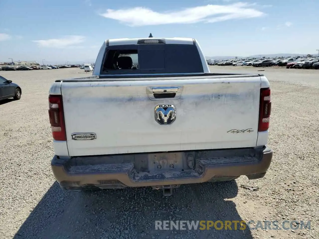 6 Photograph of a damaged car 1C6SRFKT5NN109323 RAM 1500 2022